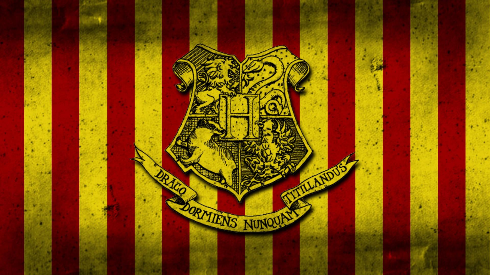 1920x1080 Hogwarts Crest Wallpaper Download on 24wallpaper
