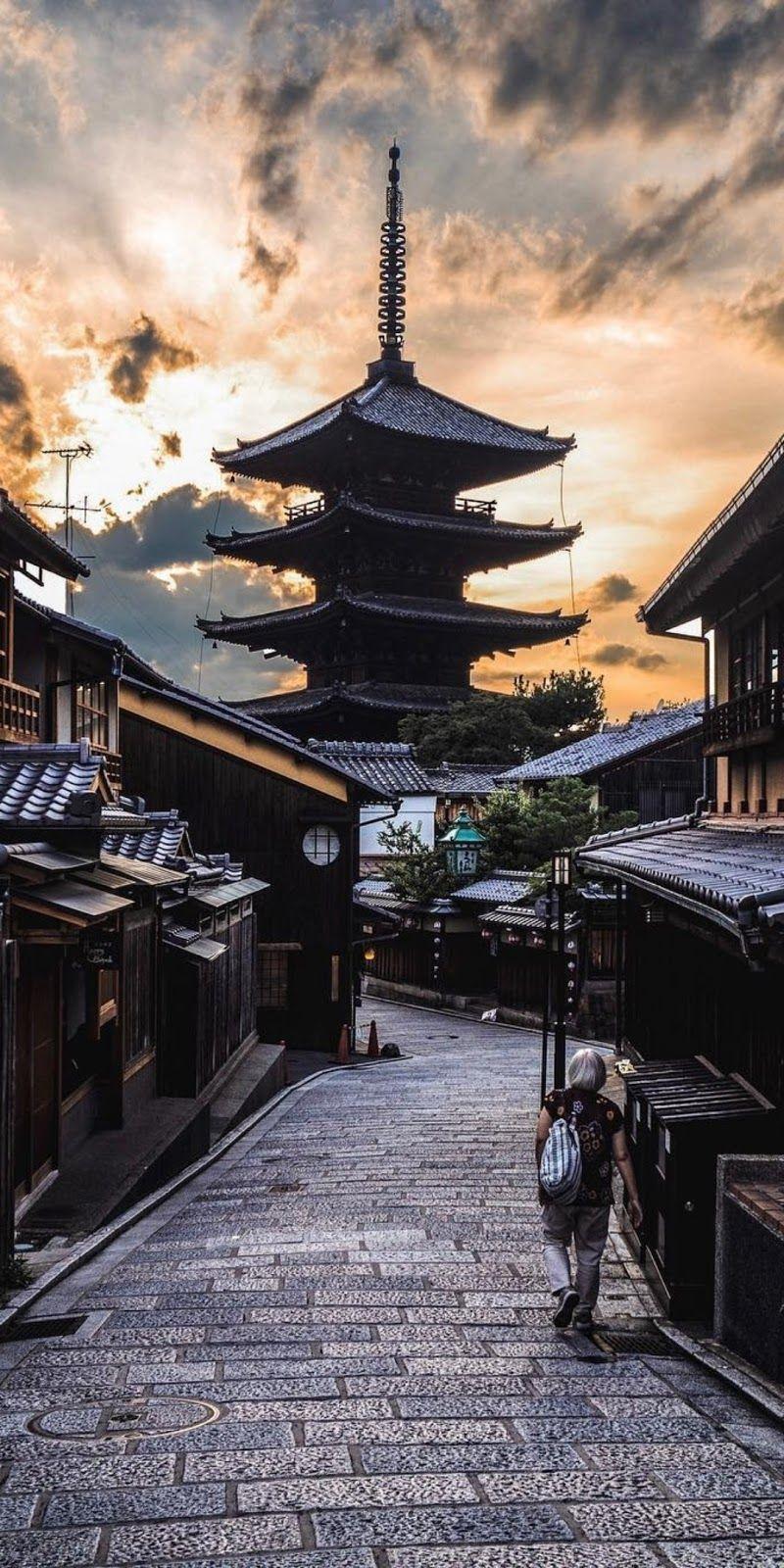 800x1600 Kyoto Wallpaper