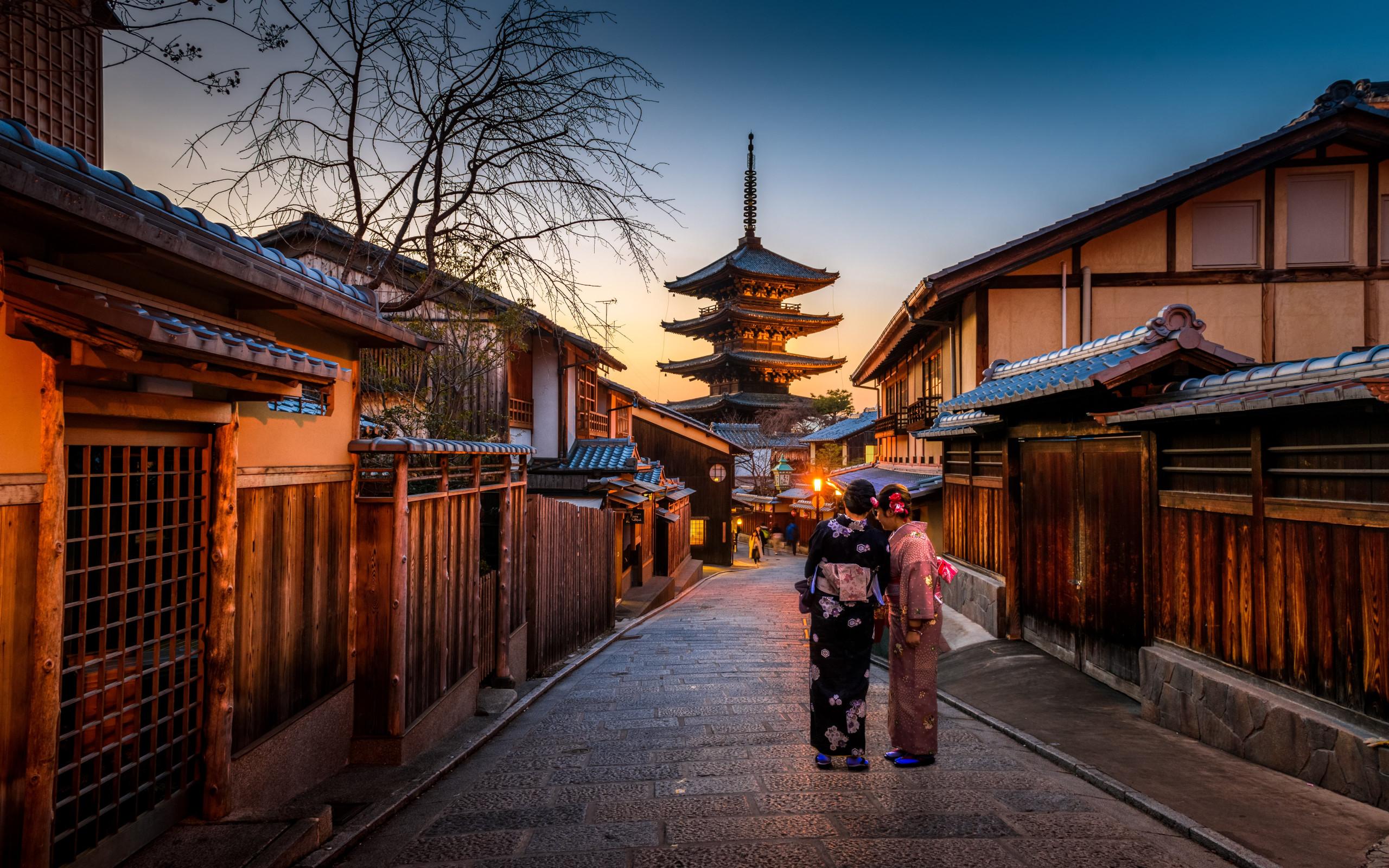 2560x1600 Download wallpaper: Kyoto, Japan 2560x1600
