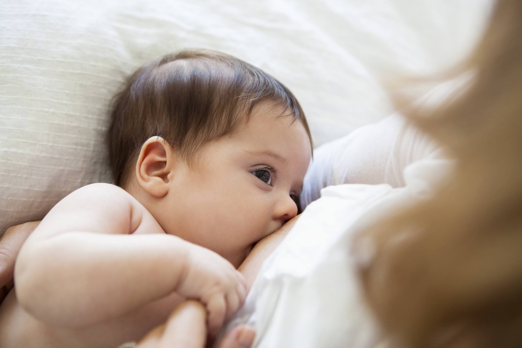2121x1414 How to Prevent Sore Nipples When Breastfeeding