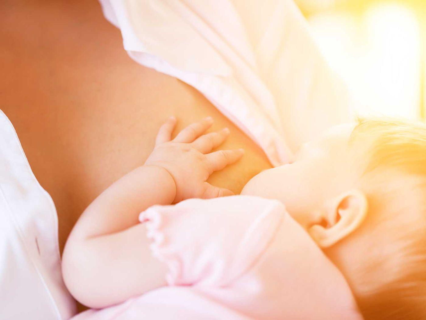 1400x1050 Breastfeeding Welcome' Signs Pop Up at Georgia Restaurants