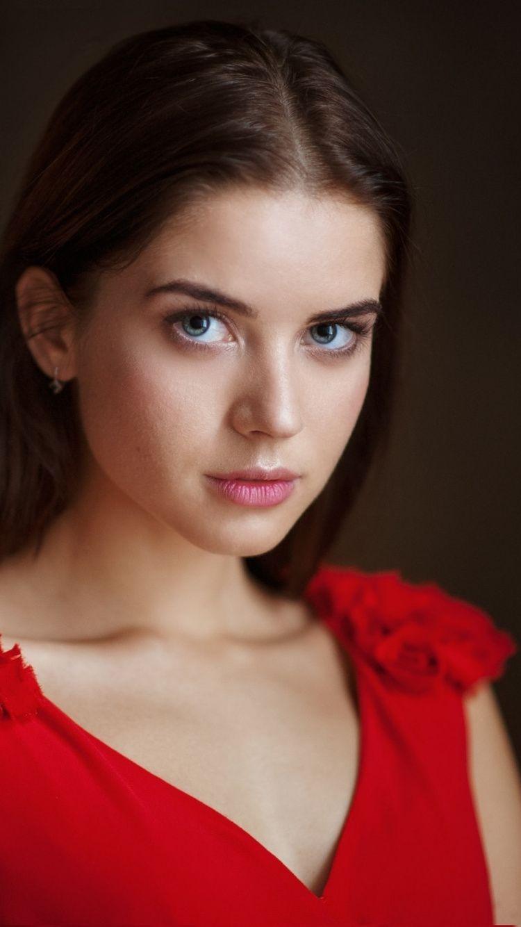 750x1334 Red dress, cute, woman model, aqua eyes
