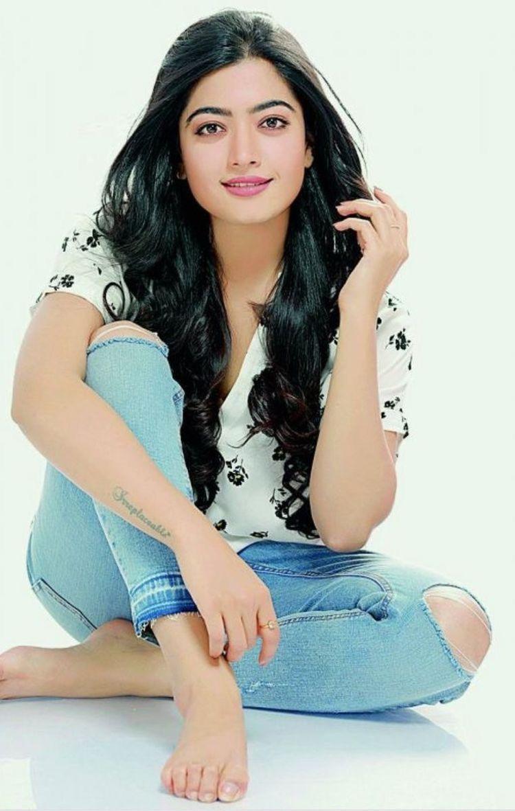 750x1181 Rashmika Mandana. Beautiful girl makeup, Beauty full girl, Most beautiful bollywood actress
