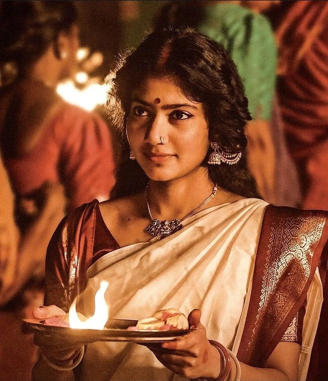 1080x1251 Shyam Singha Roy Actress Sai Pallavi Diwali HD Wallpaper Download 2021