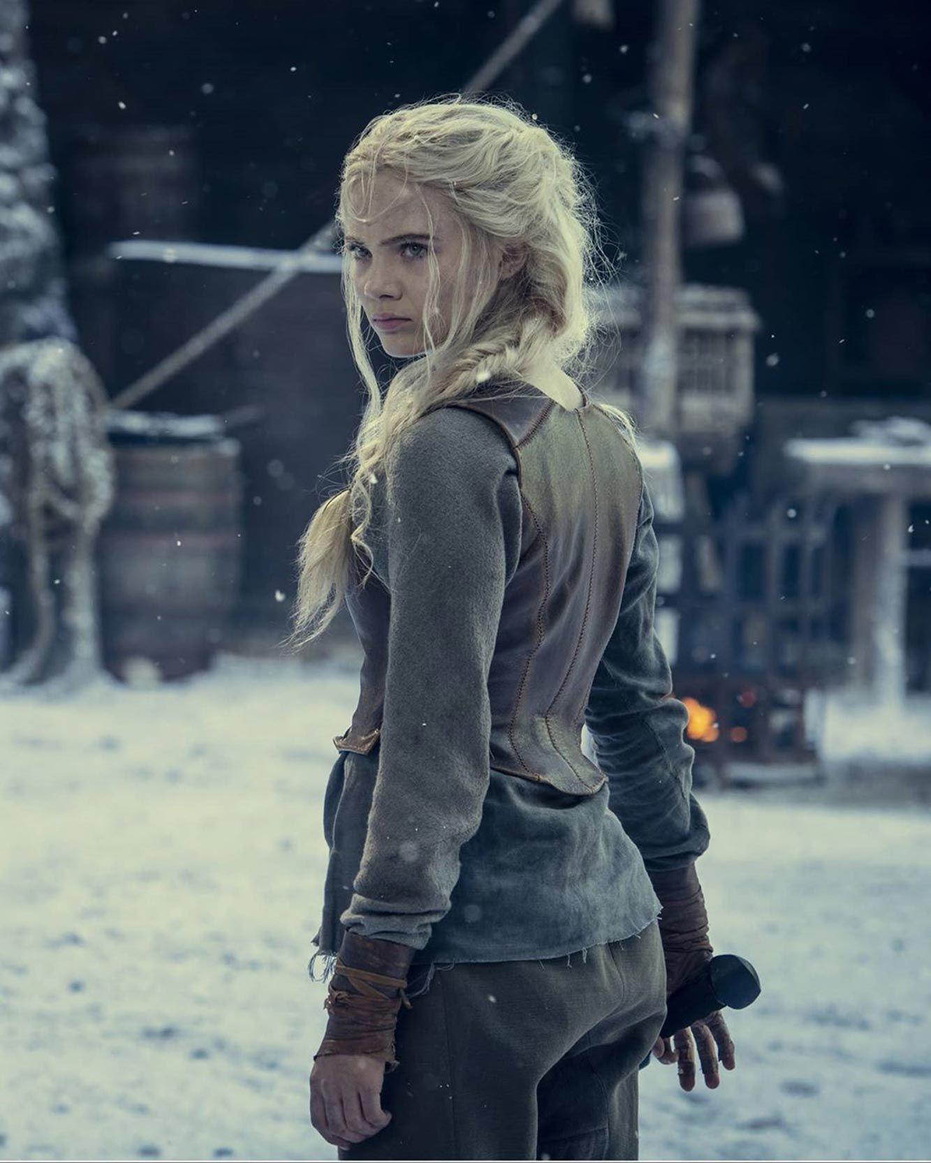 1333x1666 The Witcher' unveils a new look at Ciri in season 2. The witcher, The witcher geralt, Ciri