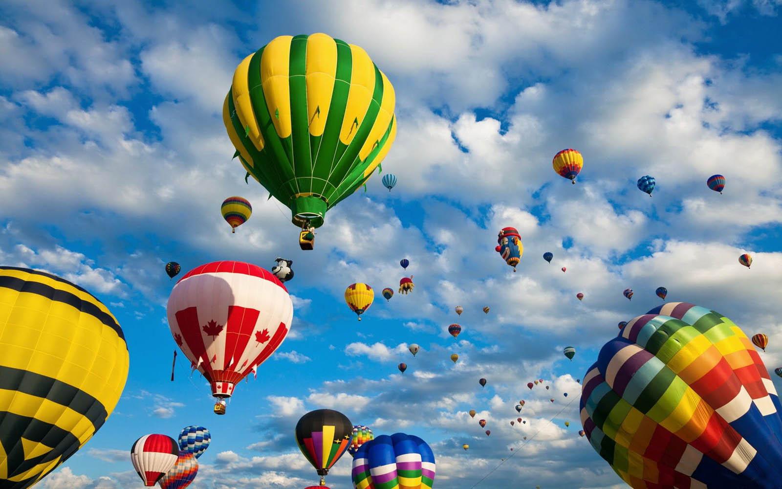 1600x1000 wallpaper: a Air Balloons Wallpaper