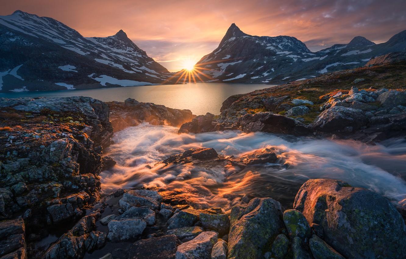 1332x850 Wallpaper sunset, mountains, lake, stream, Norway, Norway, The Scandinavian mountains, Jotunheimen, Jotunheimen, Scandinavian Mountains image for desktop, section пейзажи