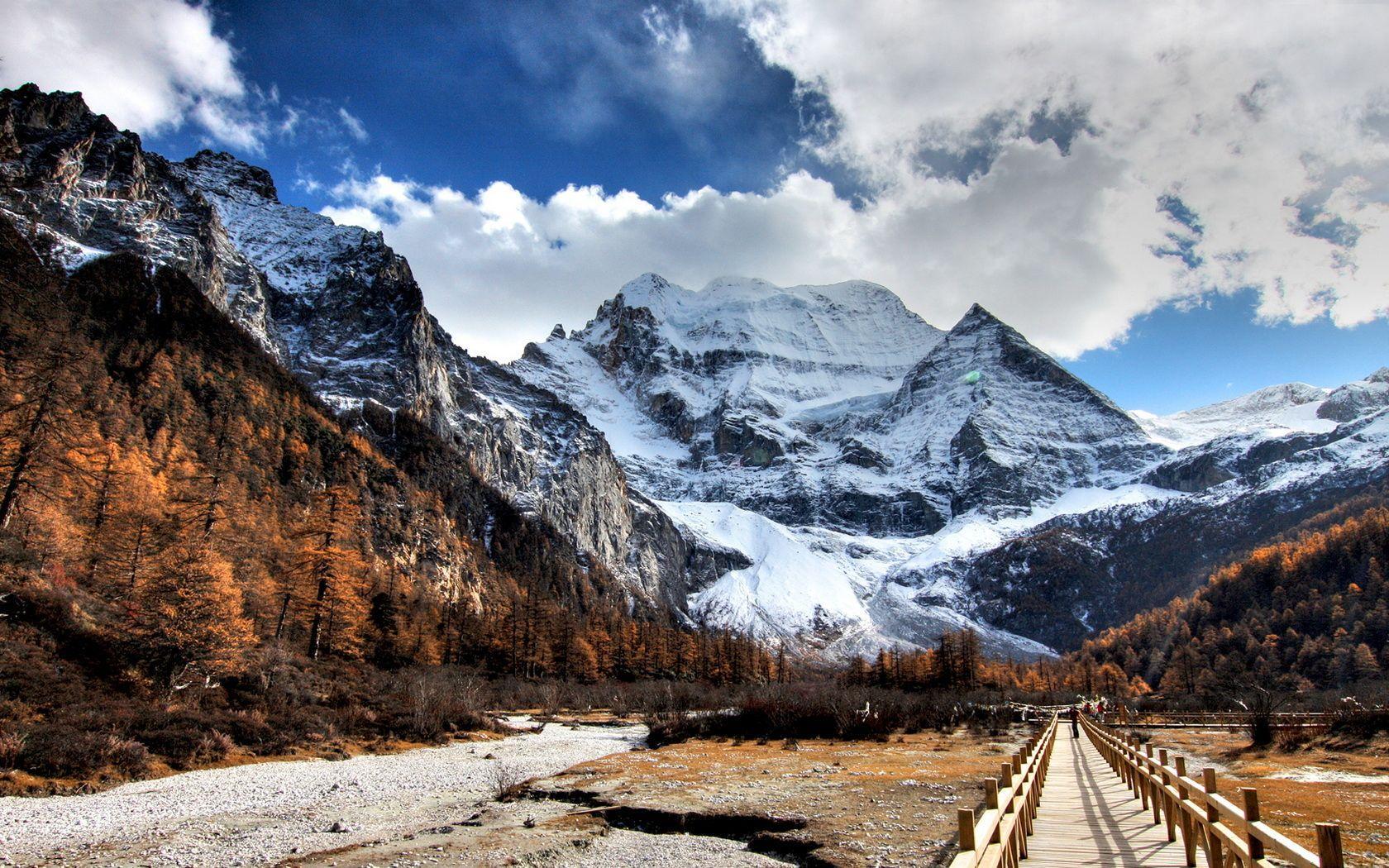 1680x1050 Sichuan Wallpaper