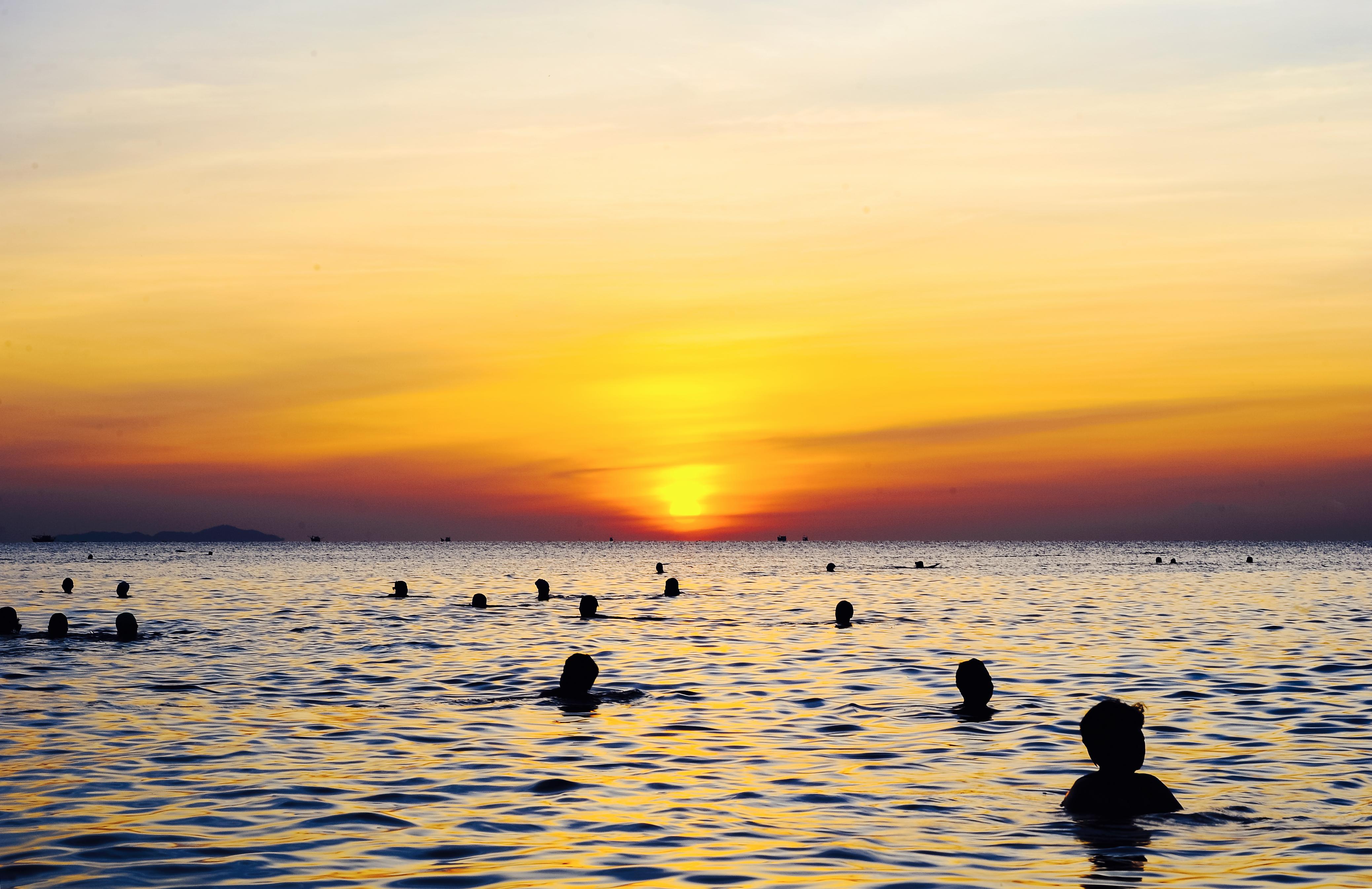 4153x2692 Free Image : photography, wallpaper, portrait, landscape, cute, lovely, happy, alive, natural, beautiful, beauty, live, sky, body of water, horizon, sunset, sea, reflection, sun, calm, sunrise, shore, evening, morning, wave, ocean, lake