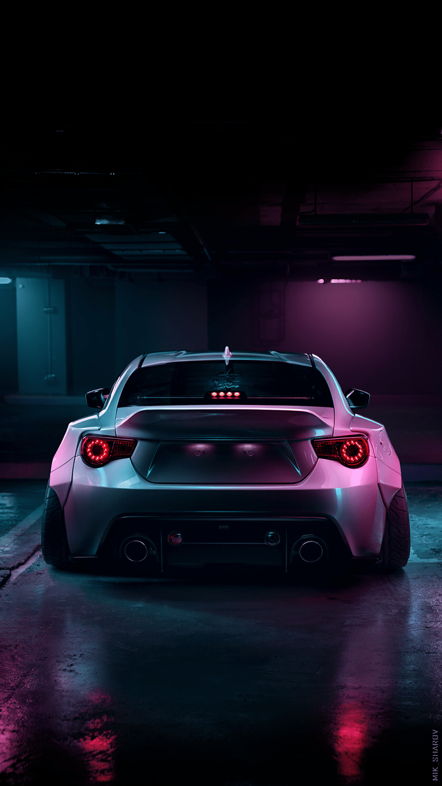 900x1600 Car Wallpaper