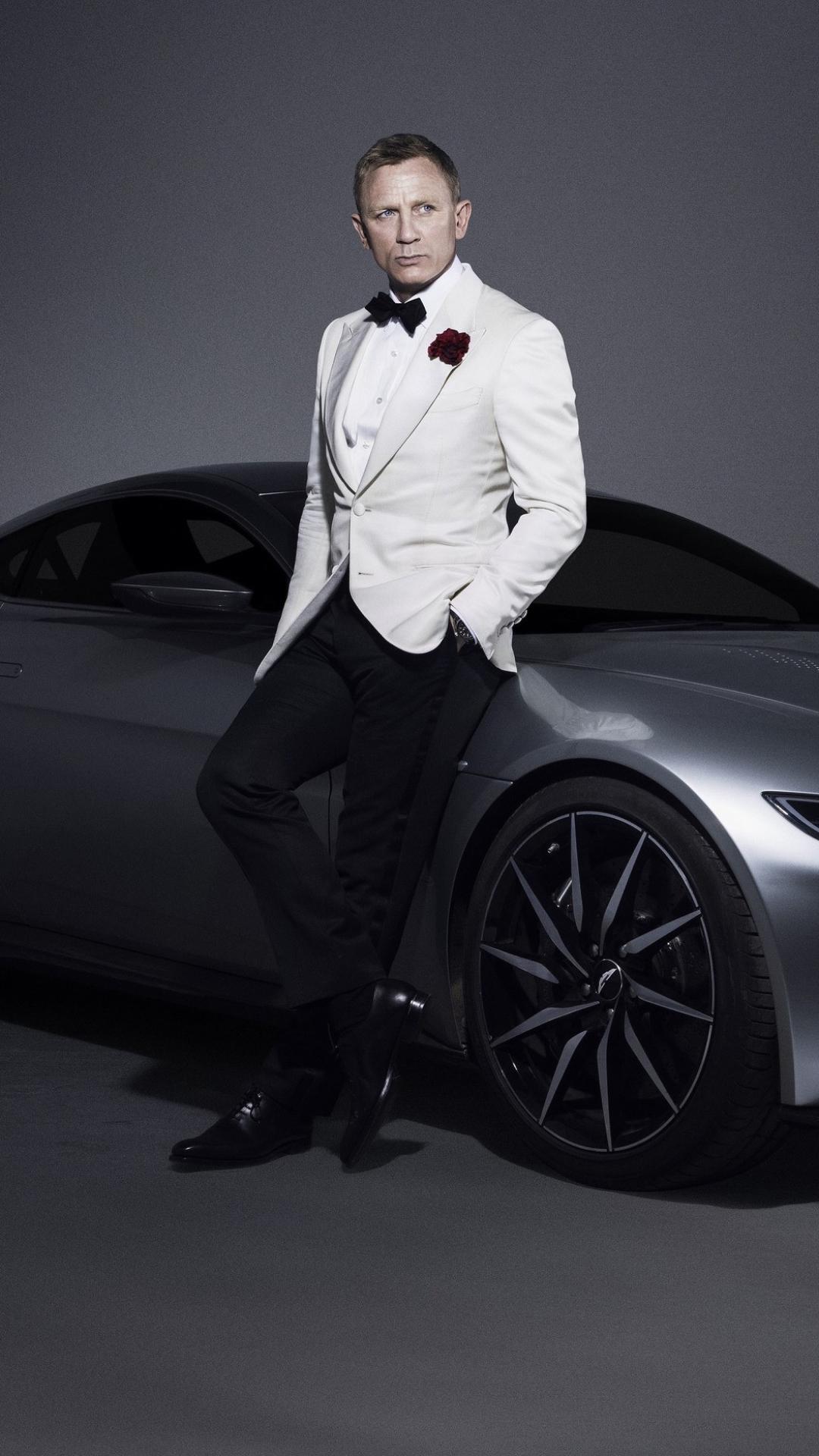 1080x1920 Daniel Craig Phone Wallpaper