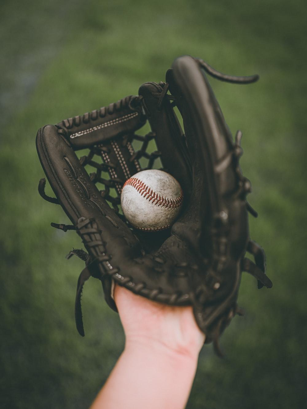1000x1333 Baseball Wallpaper: Free HD Download [HQ]