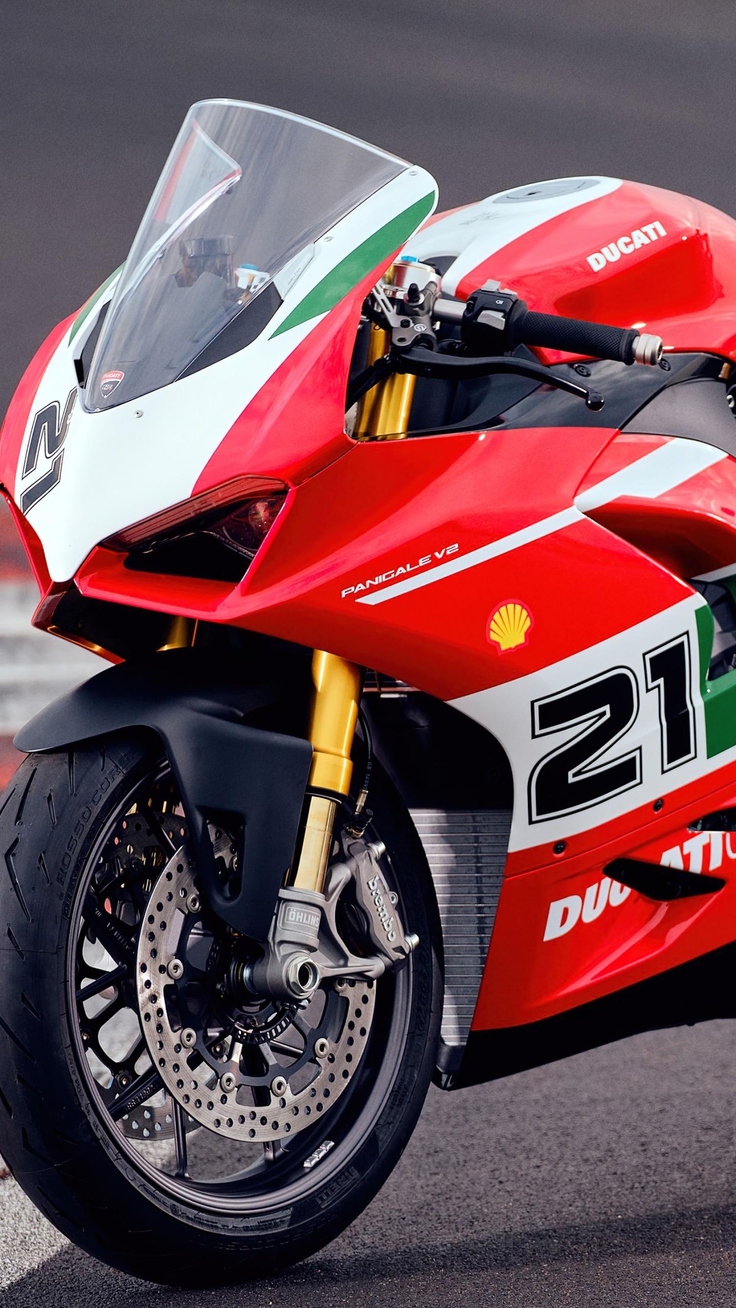 1440x2560 Ducati Panigale V2 Bayliss Wallpaper 4K, Sports bikes, Race track, 5K, Bikes