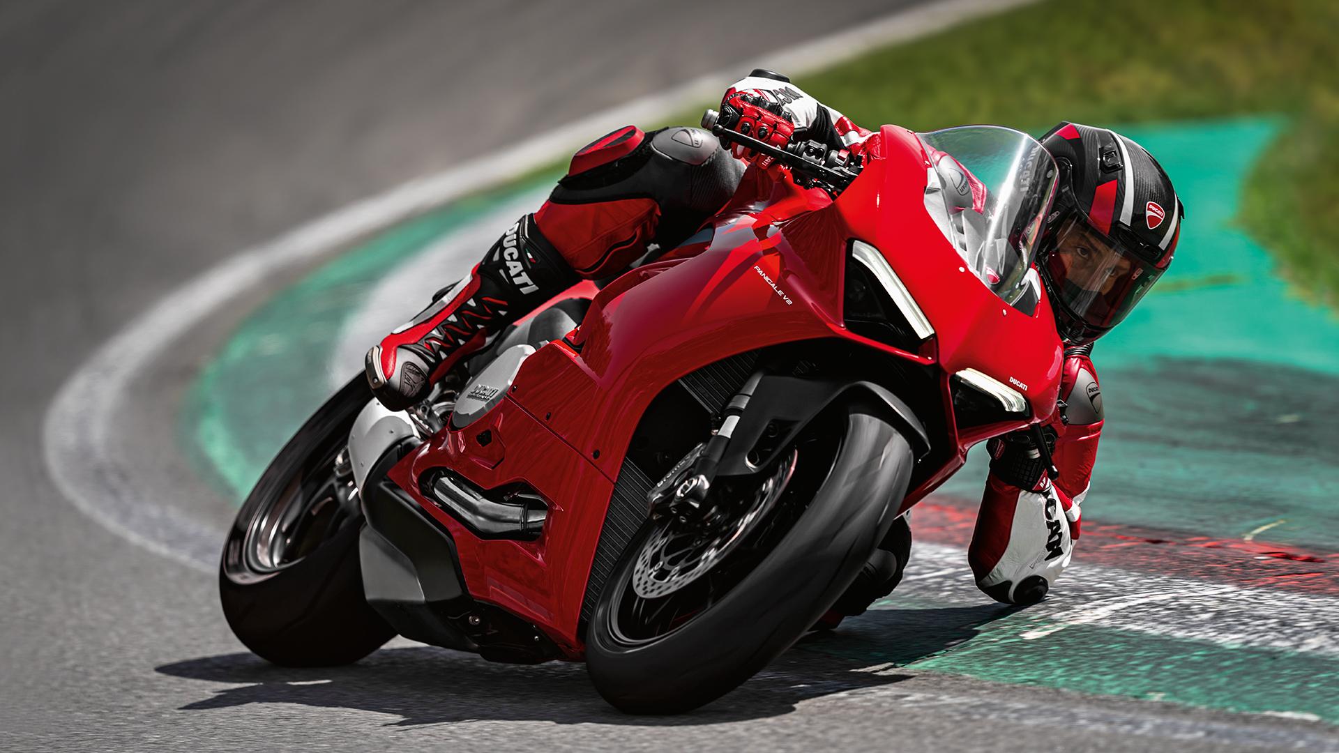 1920x1080 Everything about the new Ducati Panigale V2: Price in India & Specs