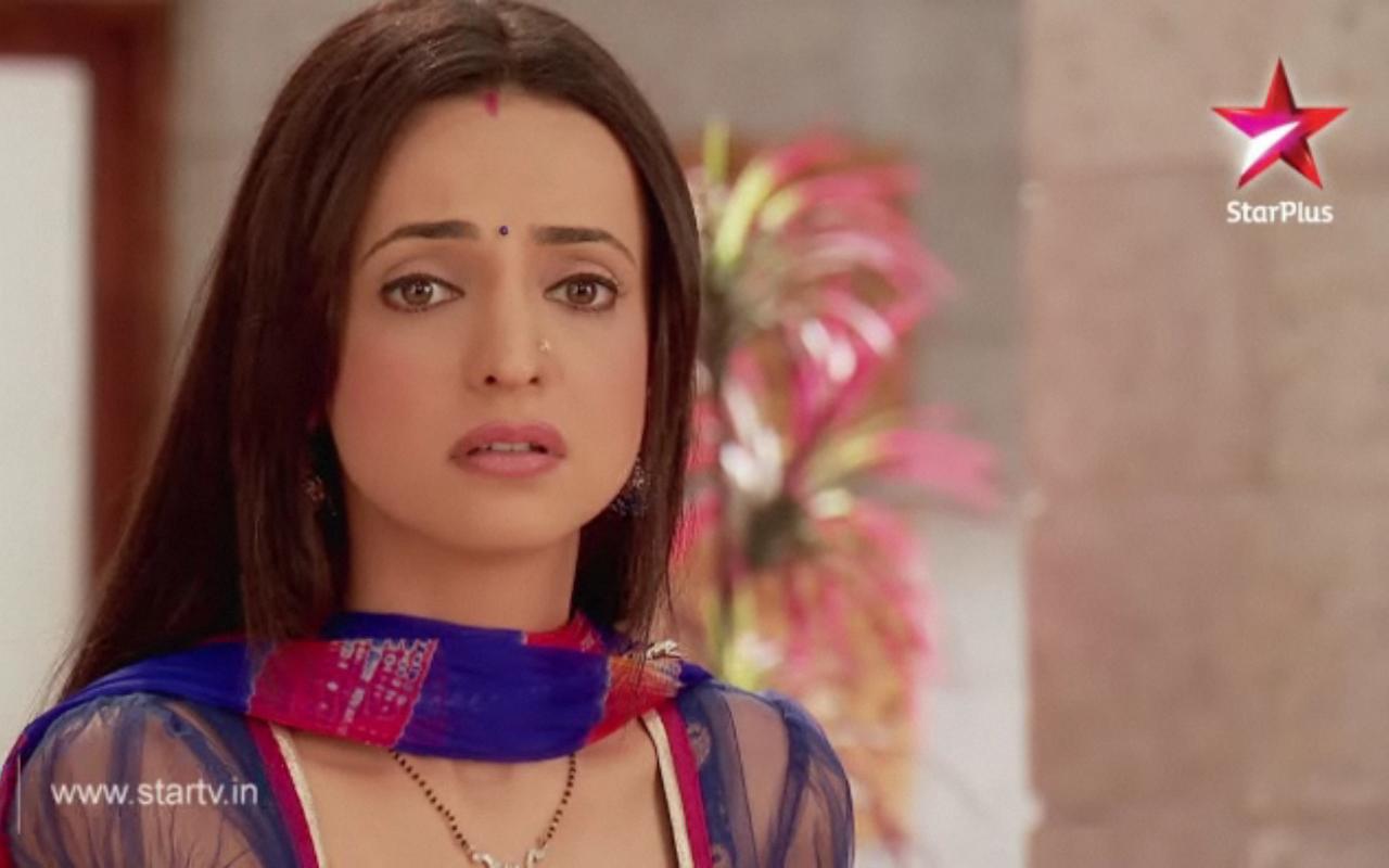 1280x800 Khushi Irani Wallpaper