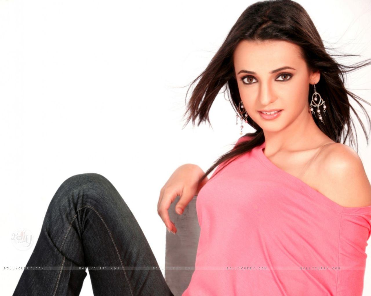 1280x1024 sanaya irani Irani Wallpaper