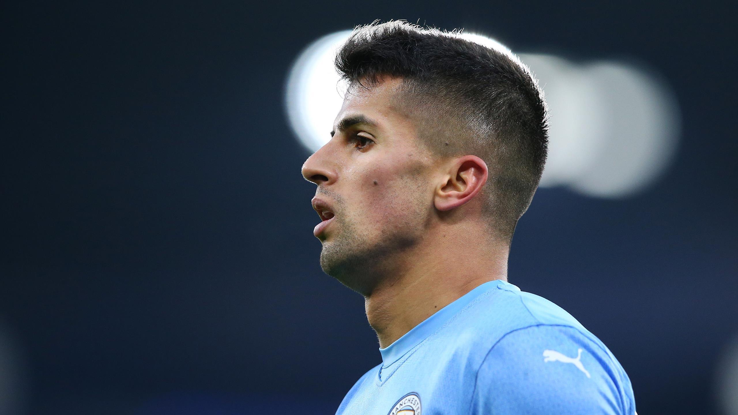 2560x1440 Four cowards' City defender Joao Cancelo assaulted during burglary at his home