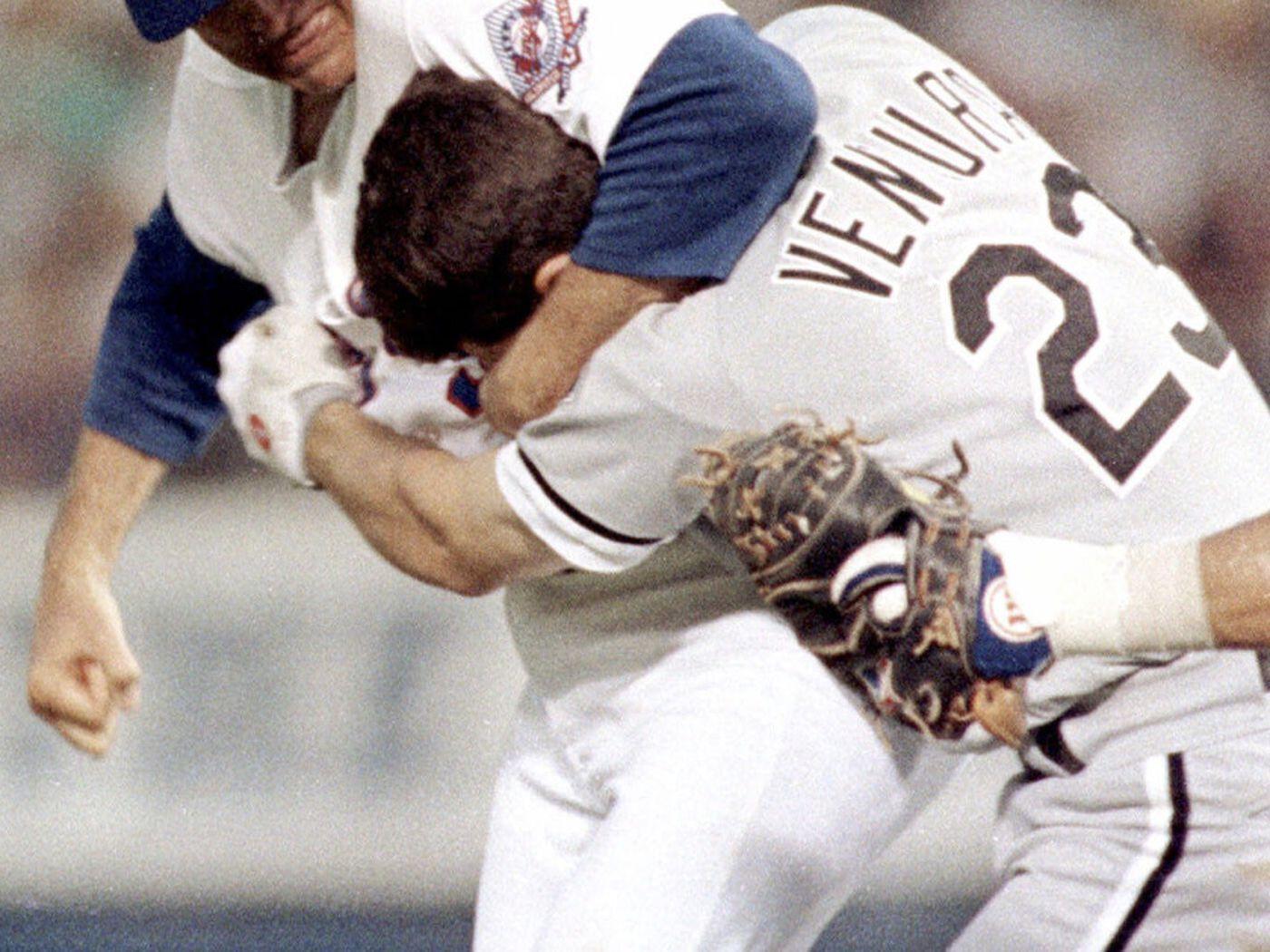 1400x1050 Video: On This Day 25 Years Ago, Nolan Ryan Pummels Robin Ventura Sun Times