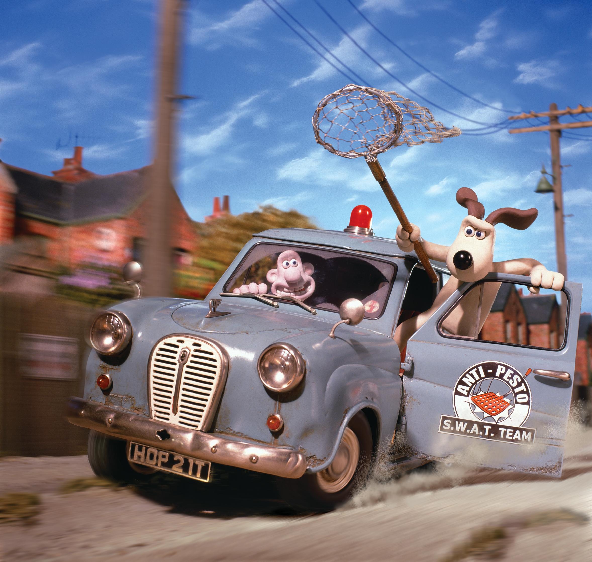 2356x2235 Wallace and Gromit Wallpaper /