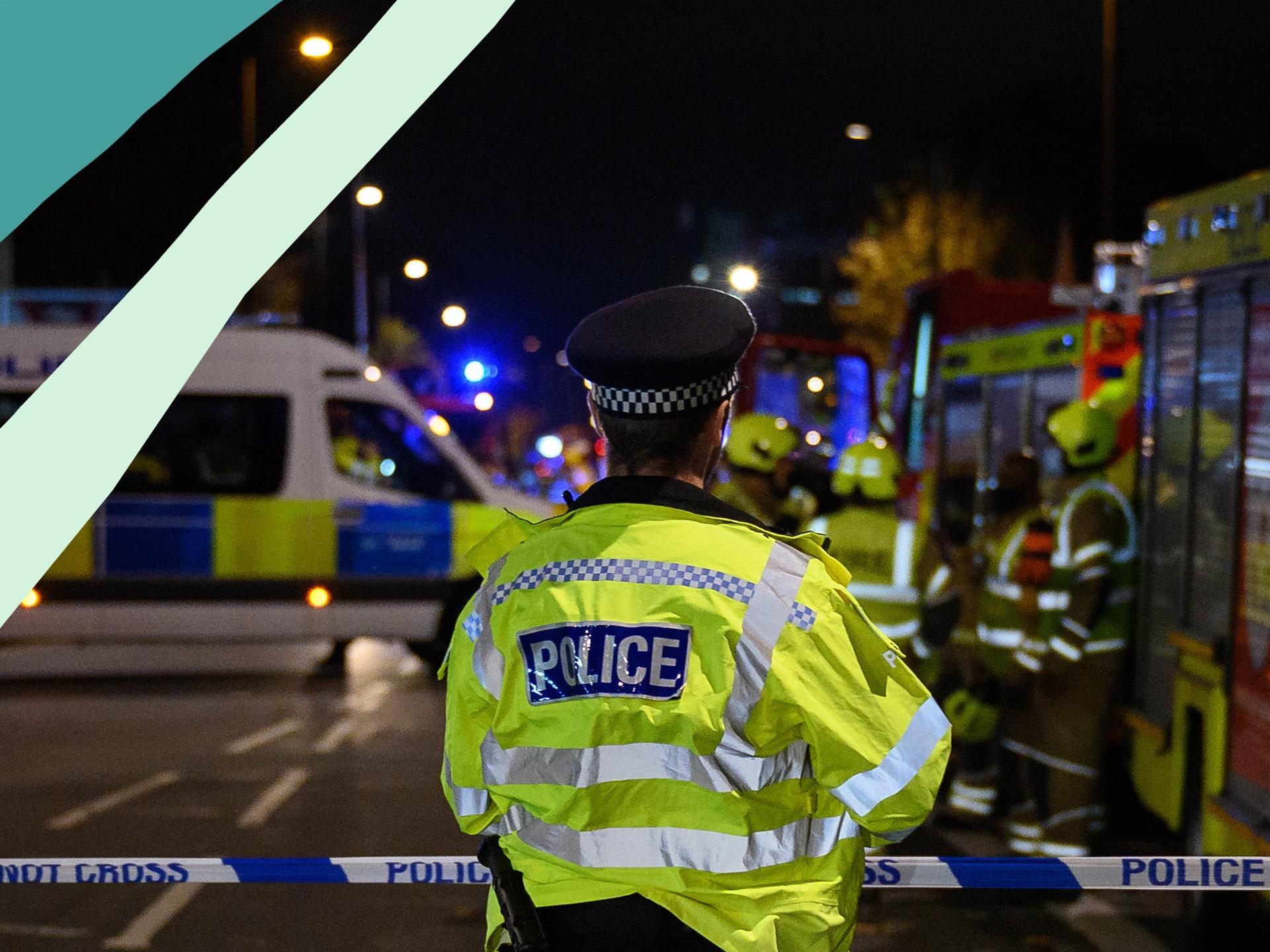 1920x1440 Met Police Warn Women To 'Wave A Bus Down' If Scared Of Police Officer