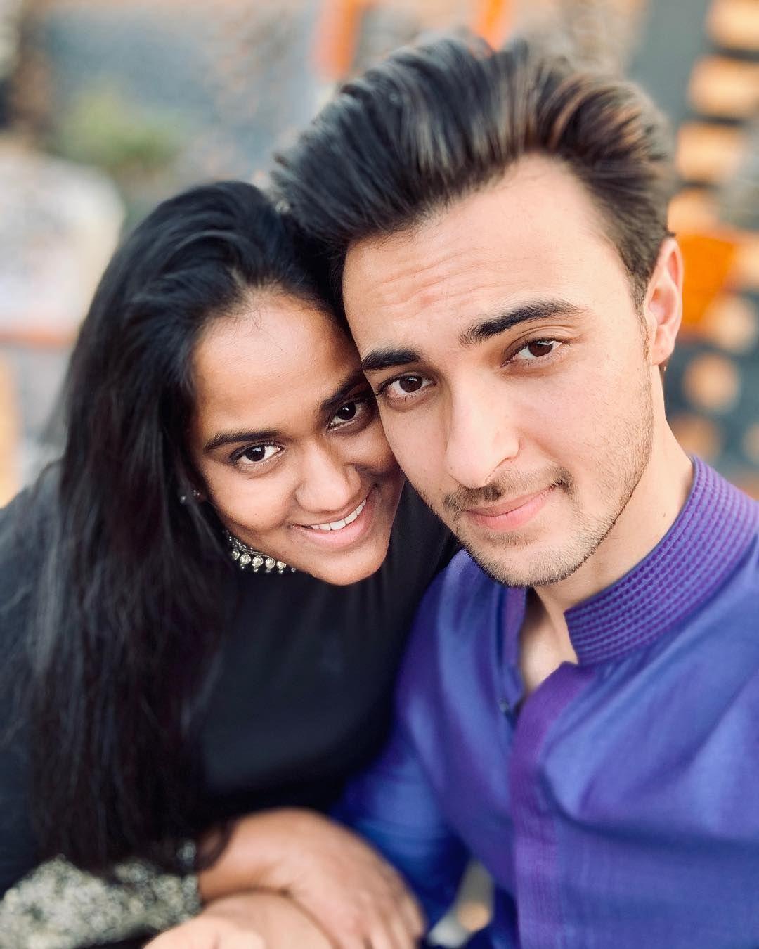 1080x1350 Arpita Khan Sharma and Aayush Sharma are celebrating four years of togetherness today. Free online dating, Bollywood, Actors