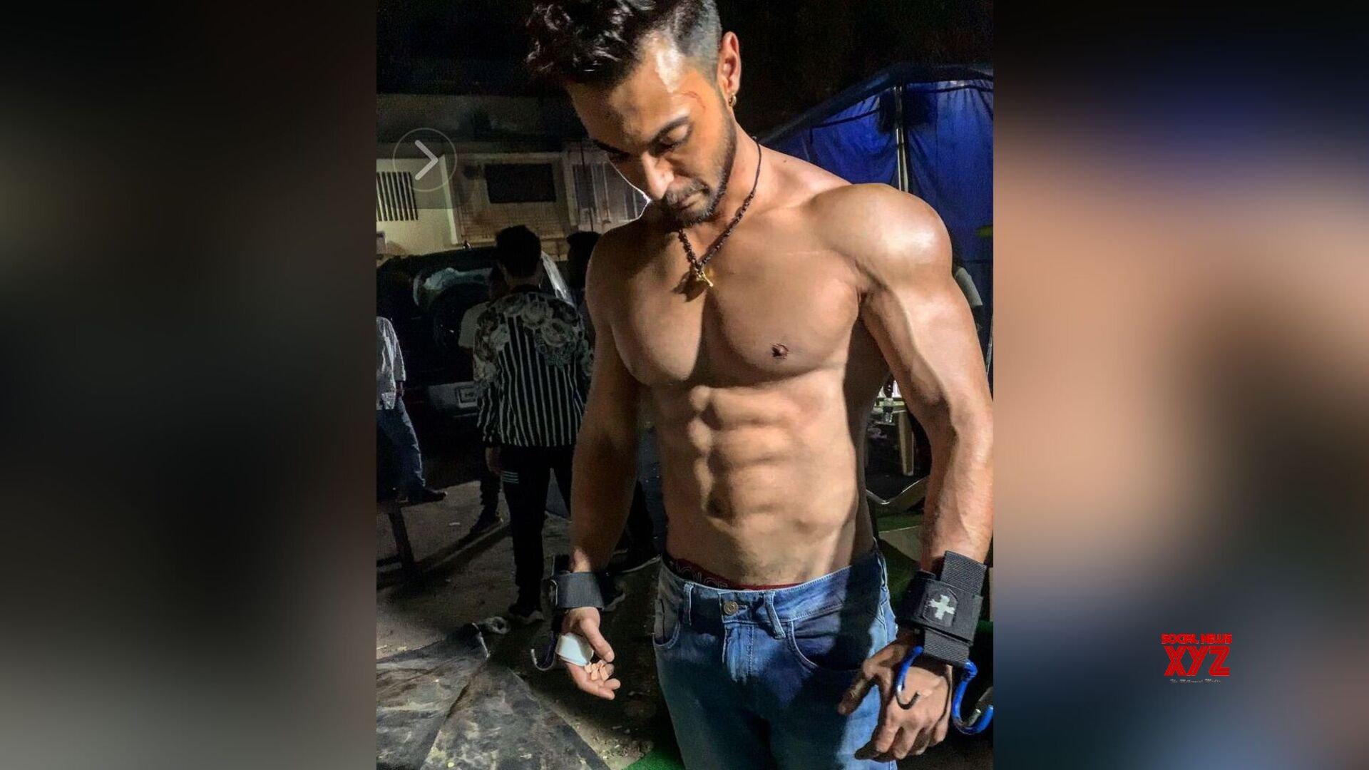 1920x1080 Director Mahesh Manjrekar reveals, Aayush Sharma shot for Vighnaharta despite a fractured palm News XYZ