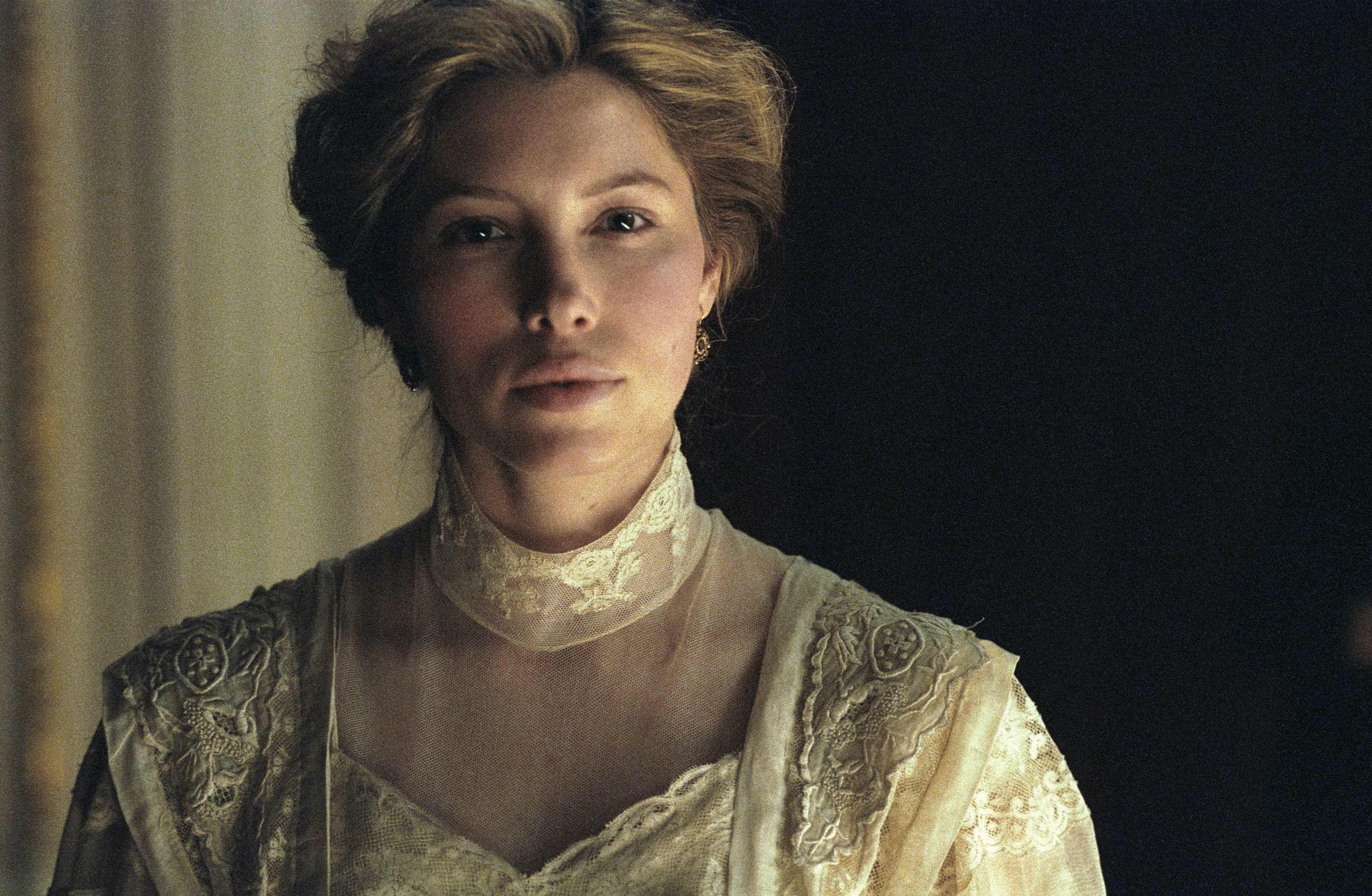 2048x1338 The Illusionist HD Wallpaper