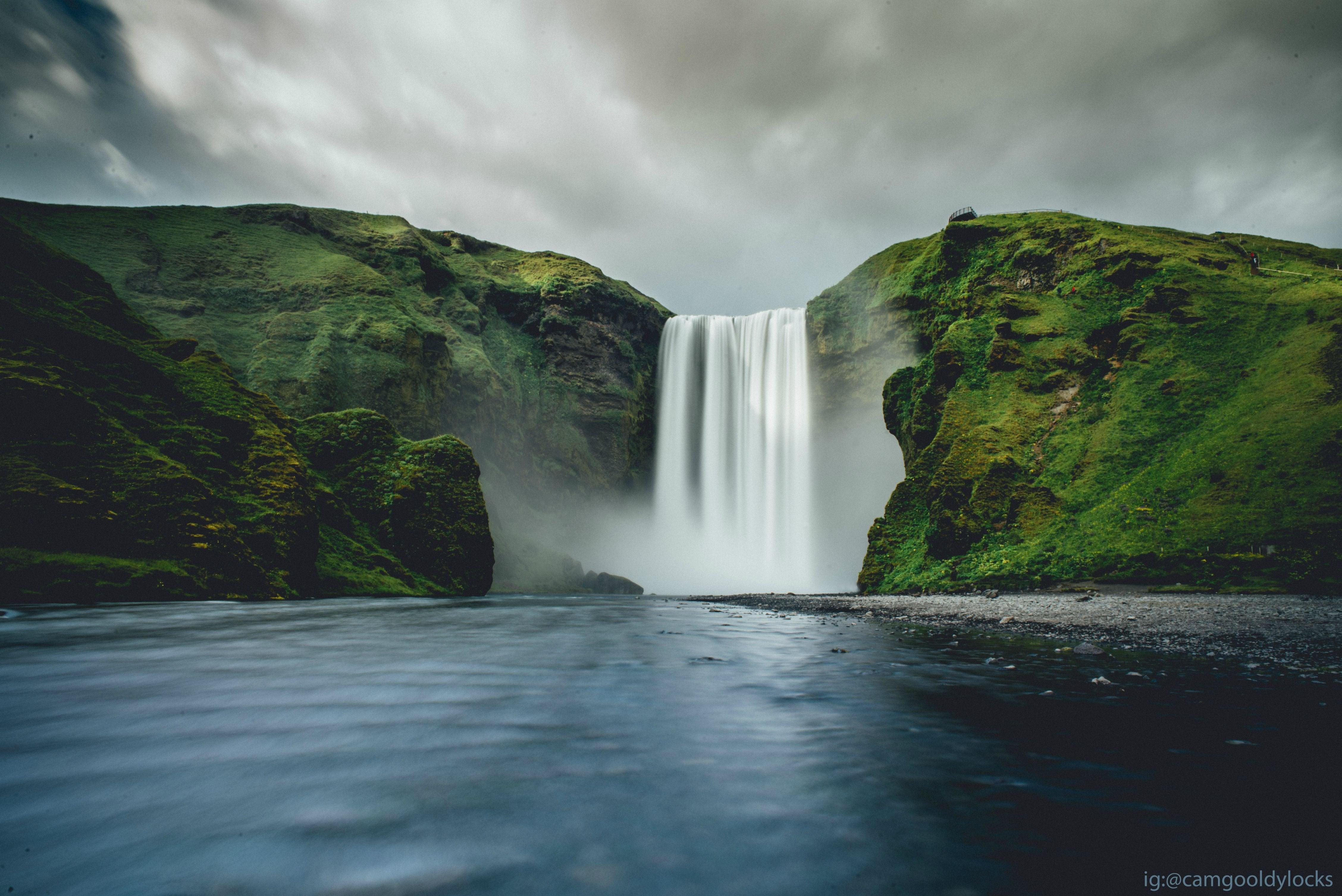 4512x3012 Iceland lives up to the hype. Skogafoss, Iceland [OC] [4512x3012]