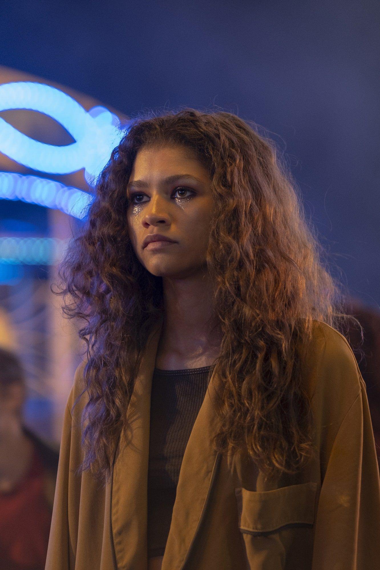 1332x1998 Zendaya Euphoria Wallpaper