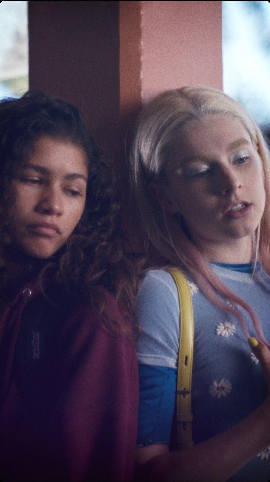 1079x1923 Euphoria