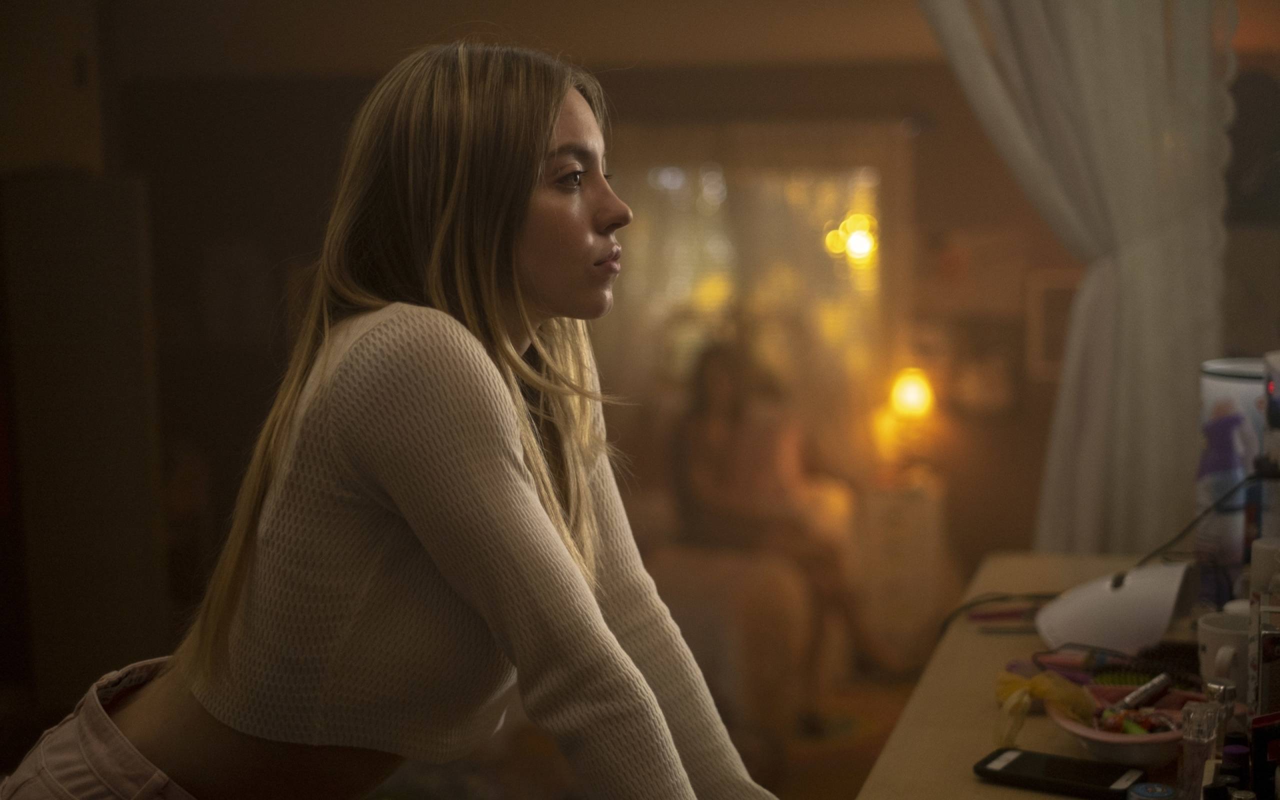 2560x1600 Sydney Sweeney in Euphoria Season 2 2560x1600 Resolution Wallpaper, HD TV Series 4K Wallpaper, Image, Photo and Background