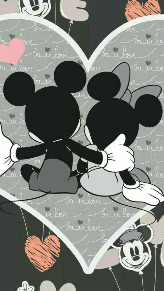 675x1200 Vintage Mickey & Minnie Mouse. Kreskówki. Mickey mouse