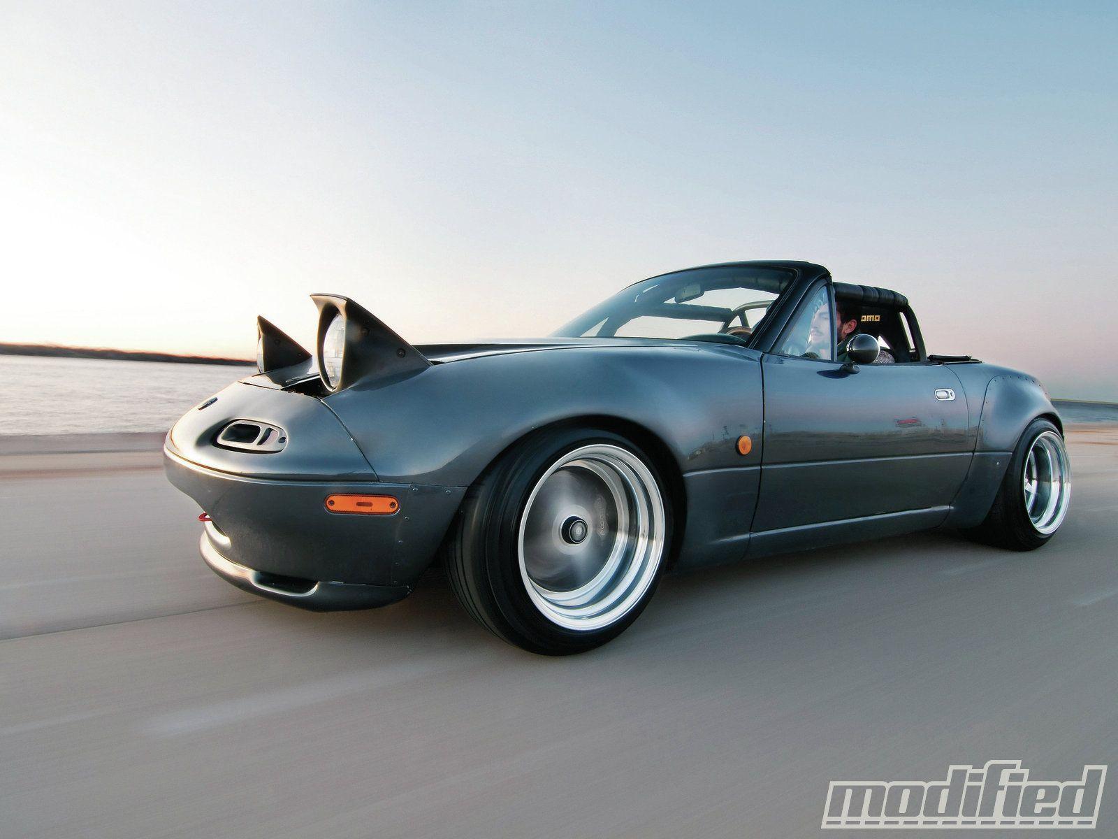 1600x1200 Mazda Miata Wallpaper