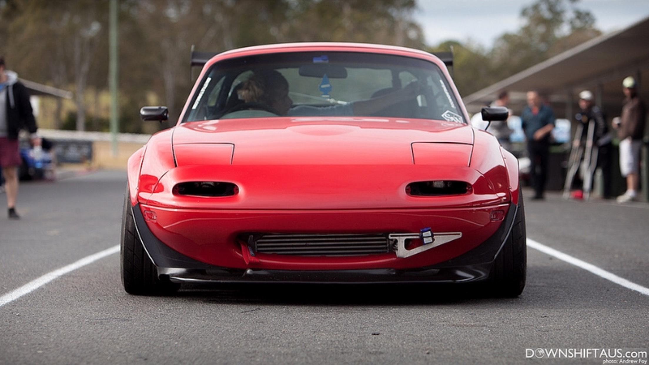 Mazda Miata 1995 stance