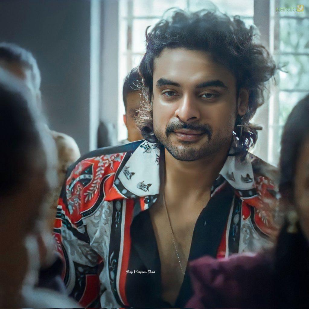 1024x1024 Minnal Murali Movie Stills, Posters And HD Photo
