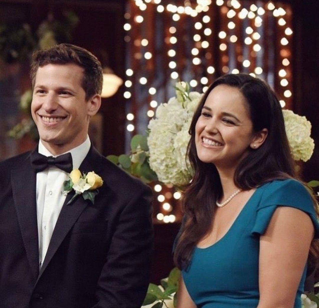 1080x1041 Brooklyn99. Brooklyn nine nine, Jake and amy, Brooklyn nine nine funny