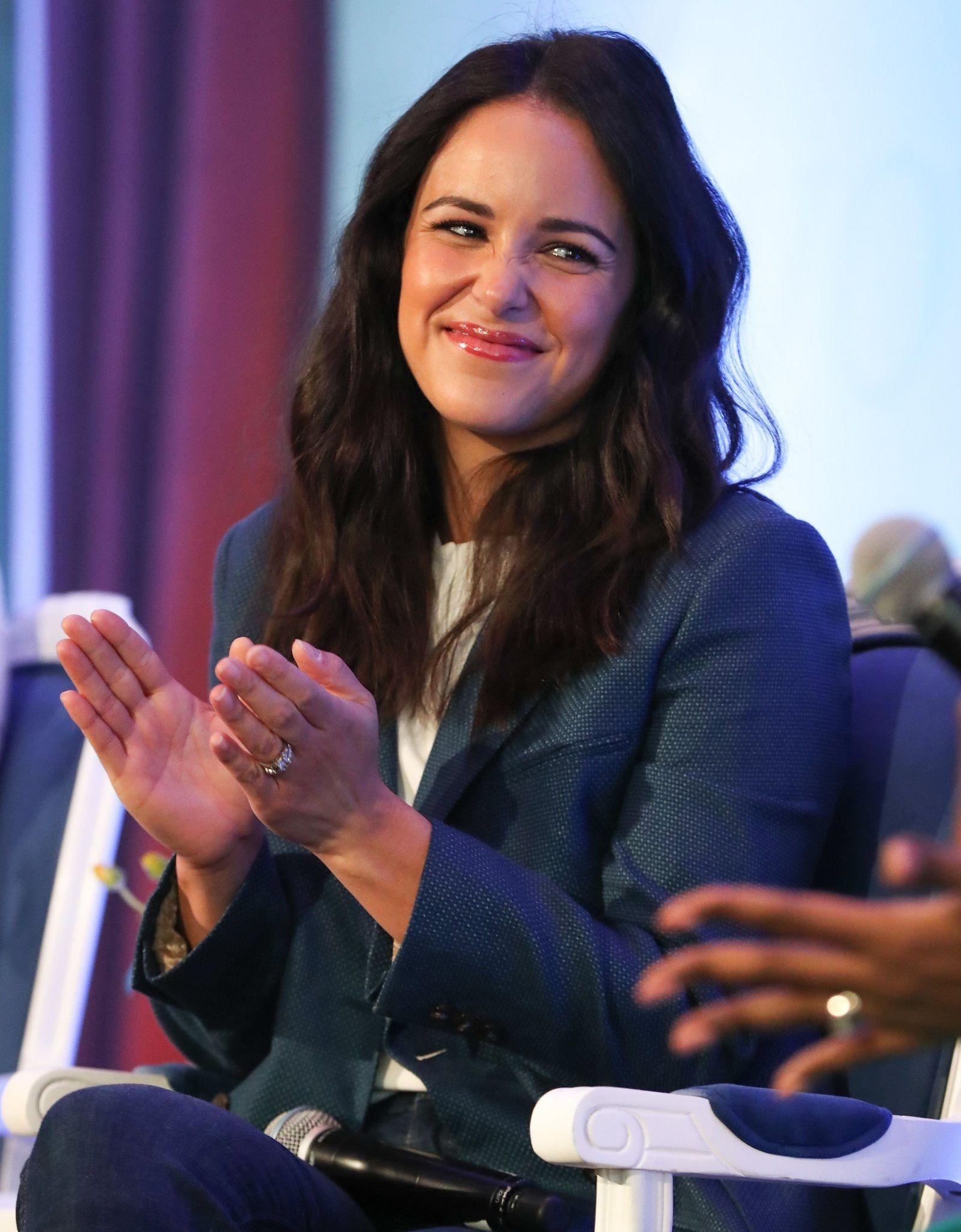 1598x2048 Melissa Fumero iPhone Wallpaper