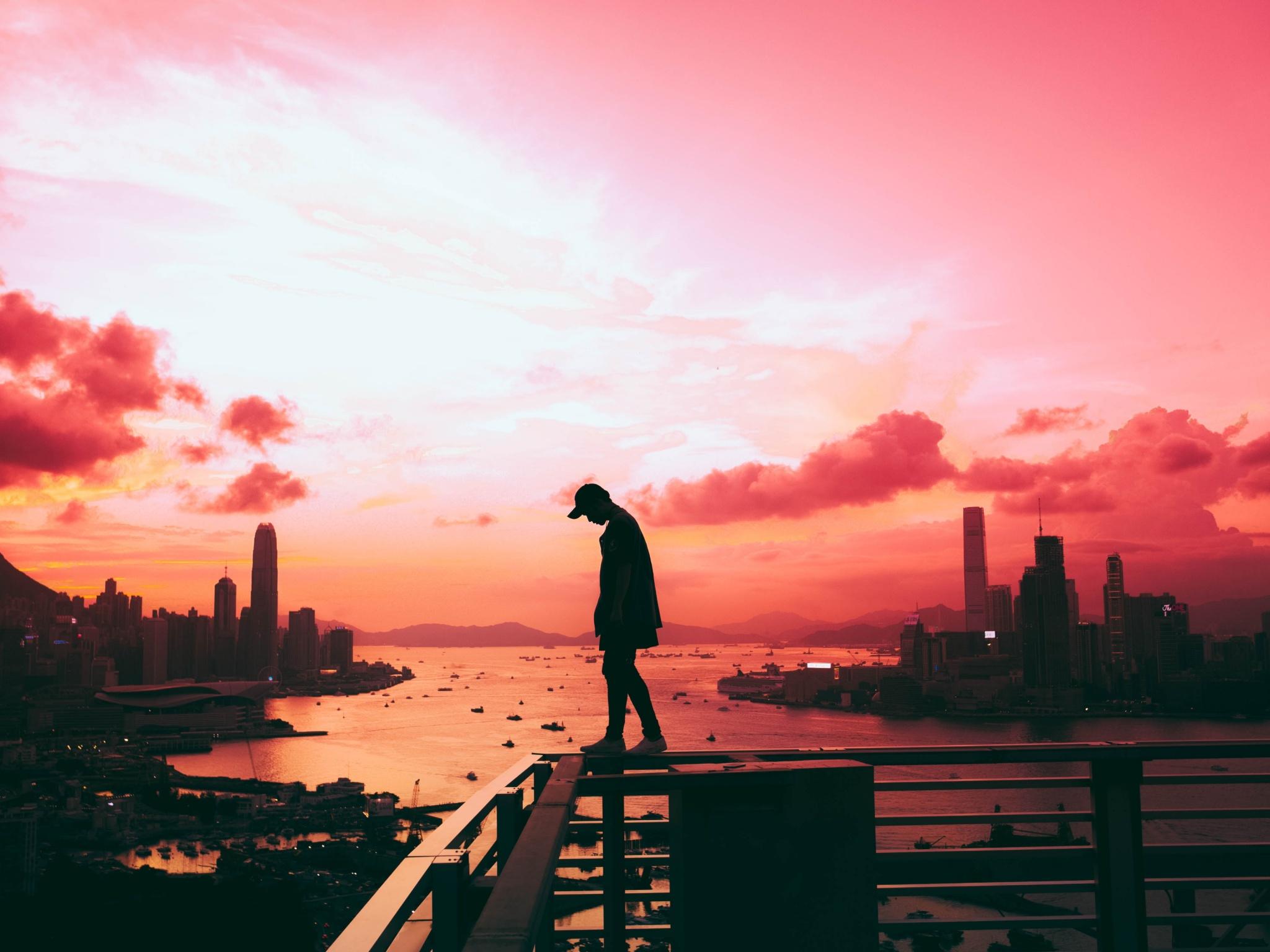 2048x1536 Alone Wallpaper 4K, Silhouette, Cityscape, Hong Kong City, Pink sky, Nature