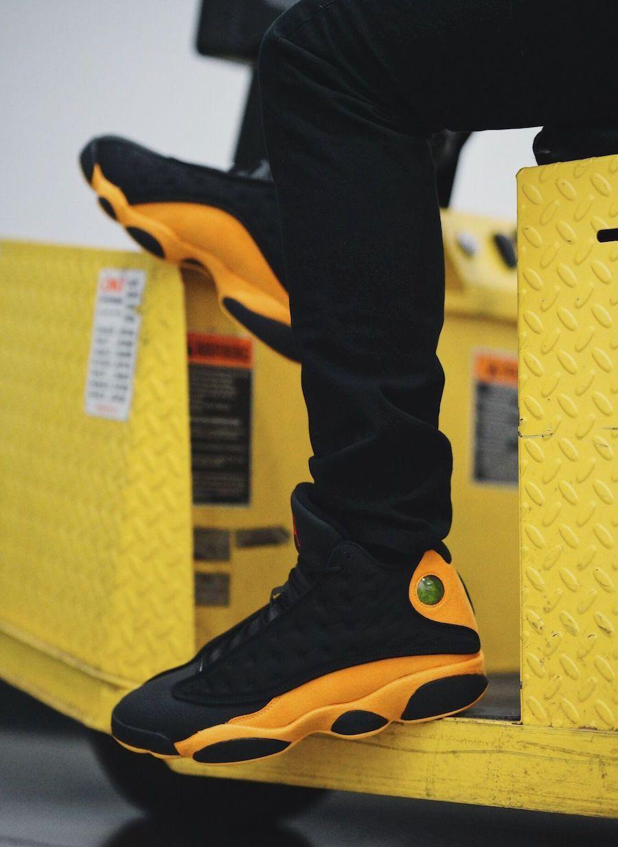 900x1233 Yellow Shoes Wallpaper