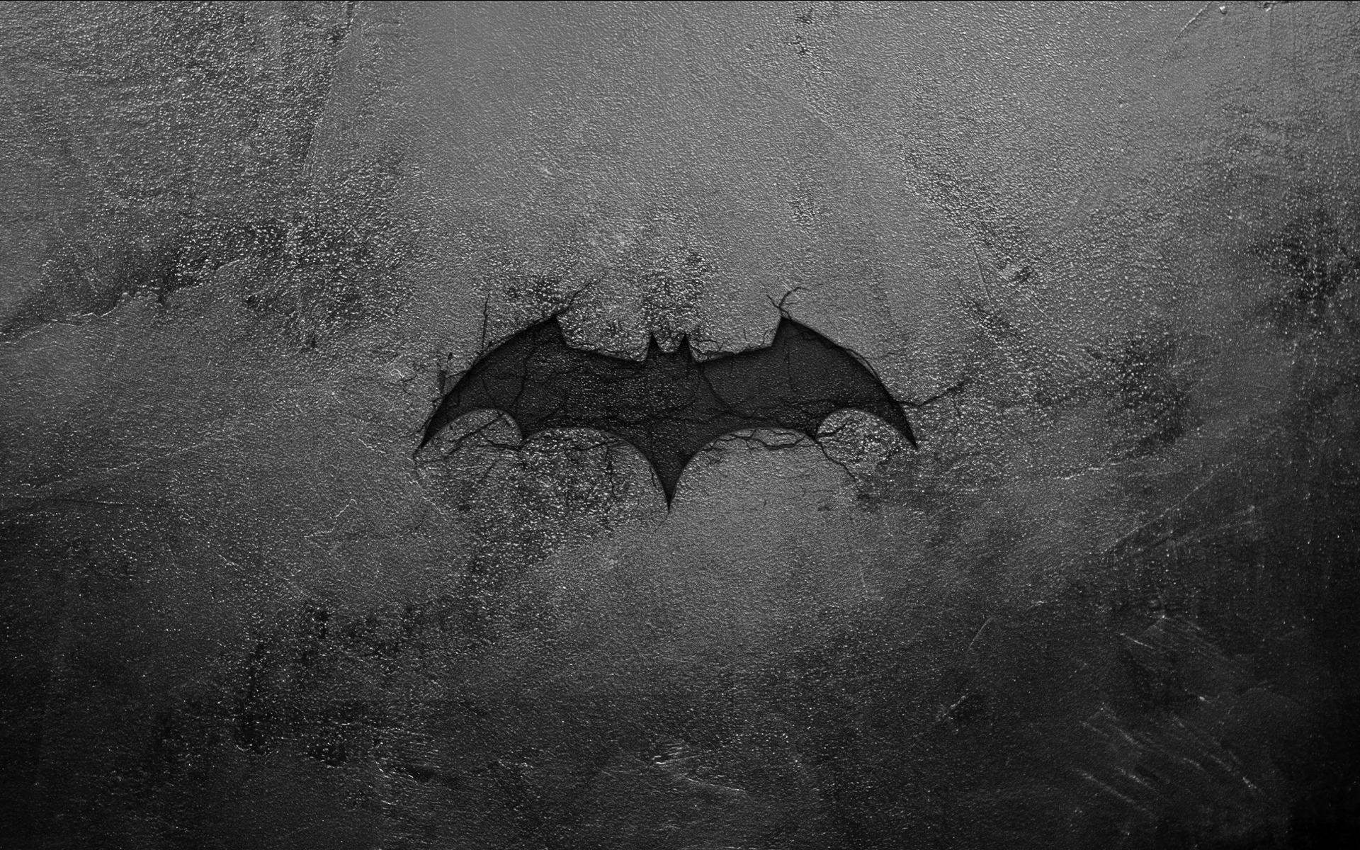 1920x1200 Batman Dark Knight Batman Cracked