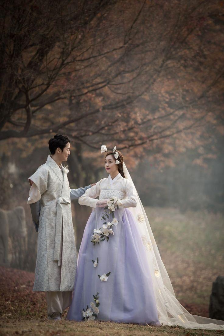 736x1104 Find out full gallery of unique modern hanbok wedding for Hanbok wedding dress. Hanbok wedding dress, Hanbok wedding, Korean wedding dress