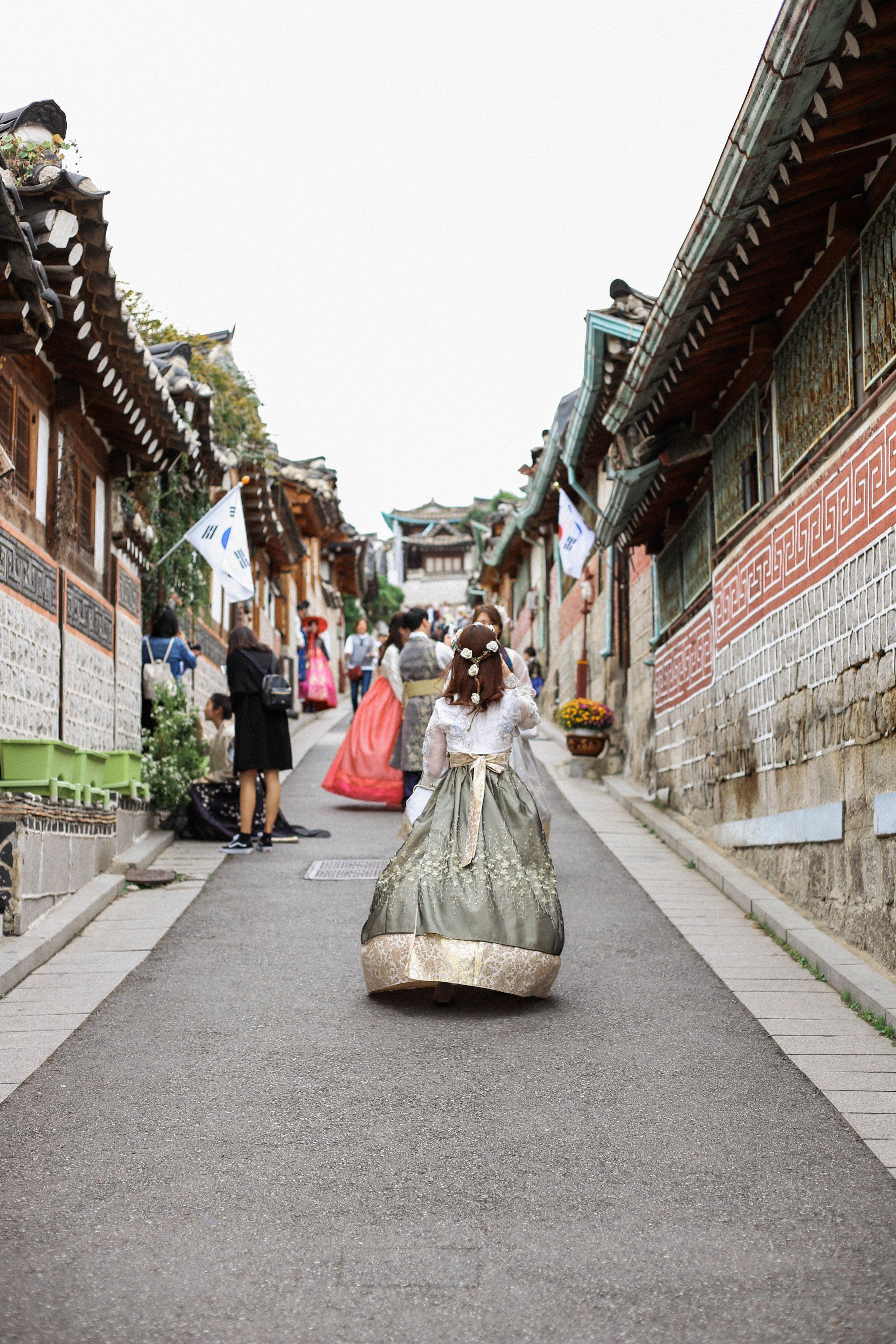 2500x3750 Bukchon Hanok Village