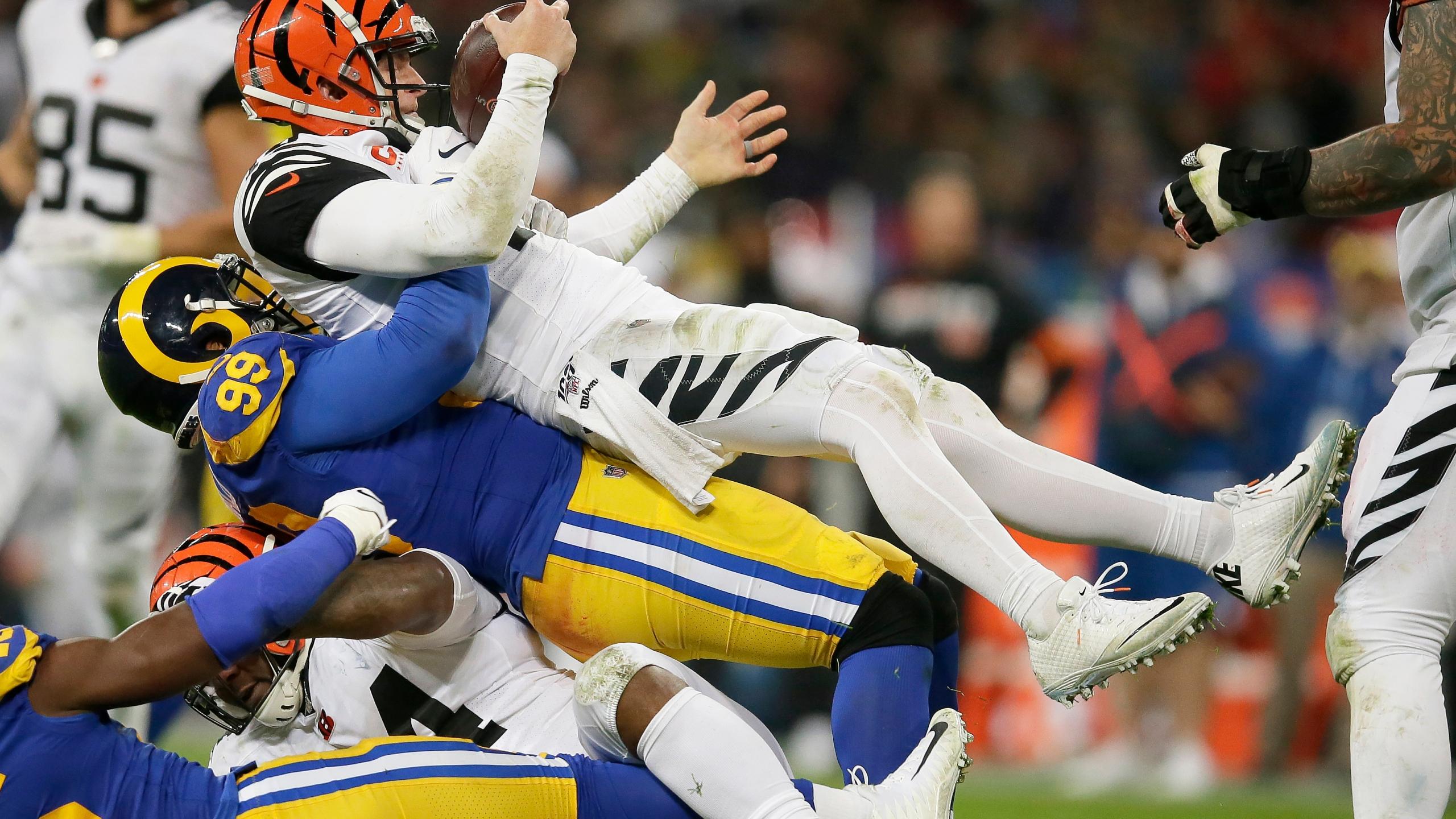 2560x1440 Bengals Bench Andy Dalton, Turn To Rookie After 0 8 Start