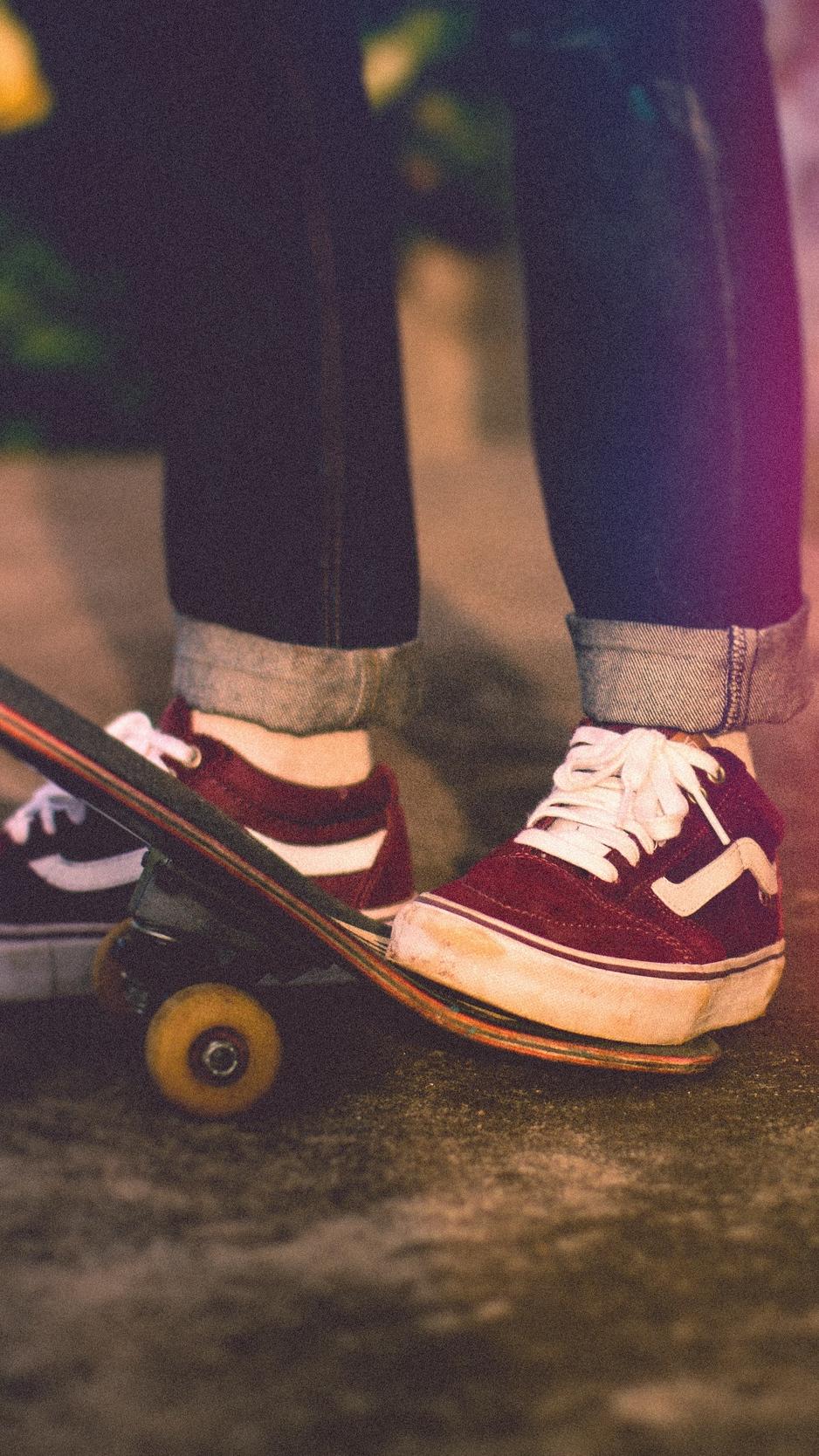 938x1668 Wallpaper Skateboard, Legs, Sneakers, Hobby 6 Skate Wallpaper HD