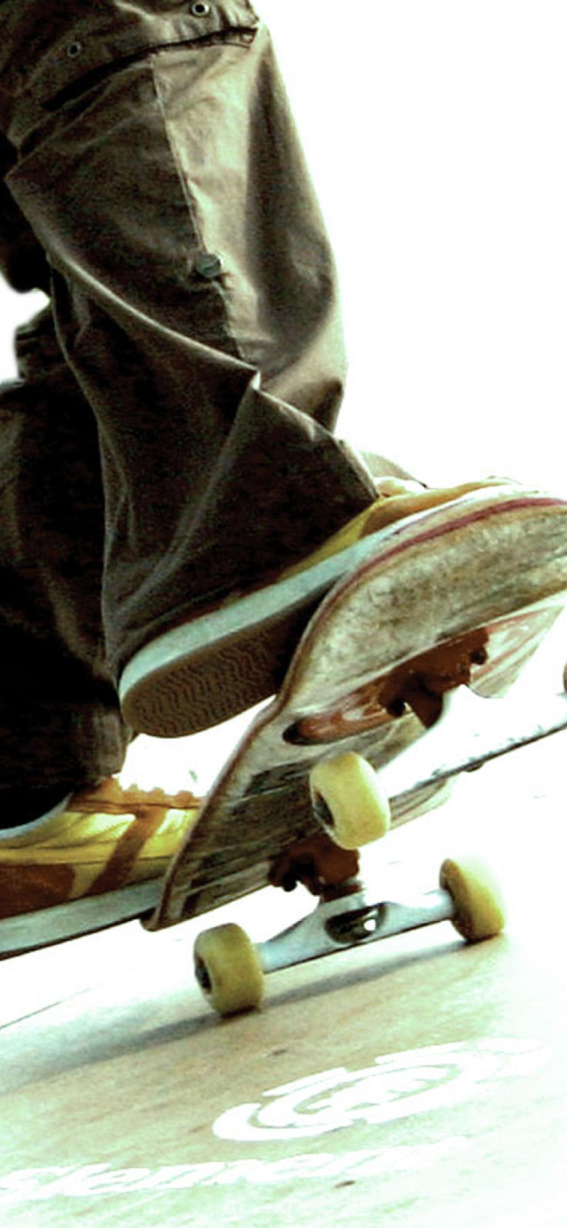 1170x2532 Skateboard Wallpaper for iPhone 12 Pro