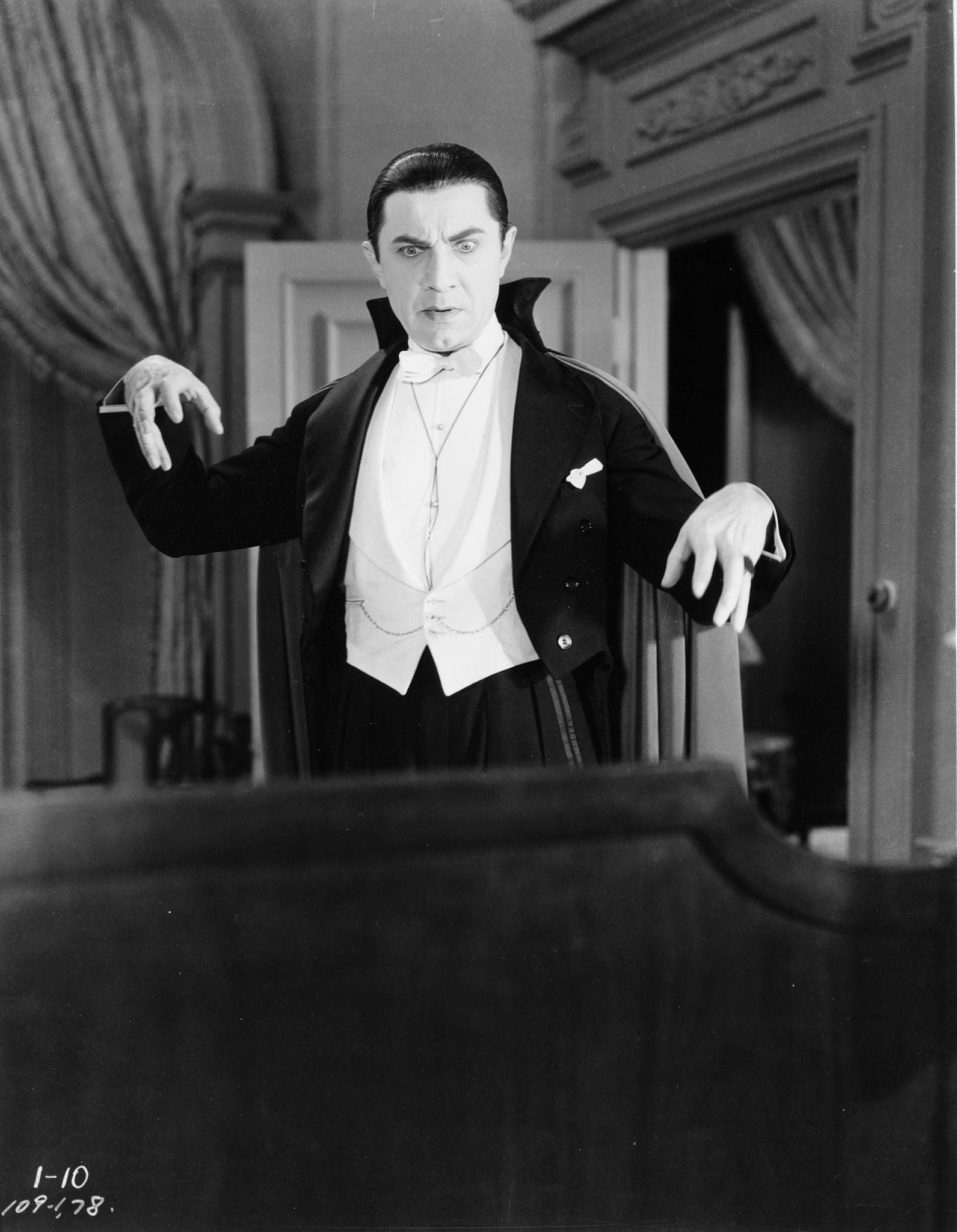 1591x2048 Dracula (1931)