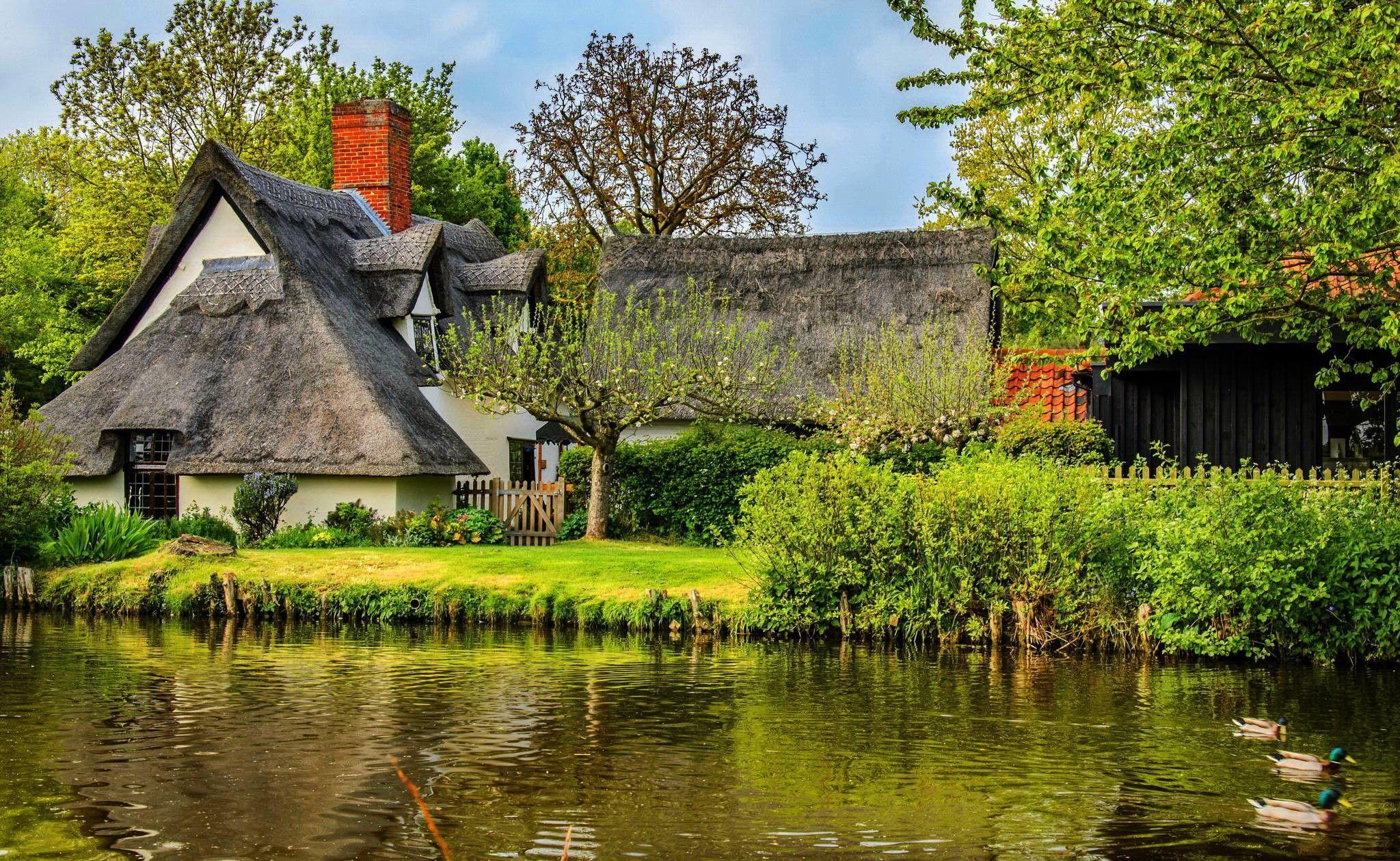 2048x1259 English Country Wallpaper, HD Background