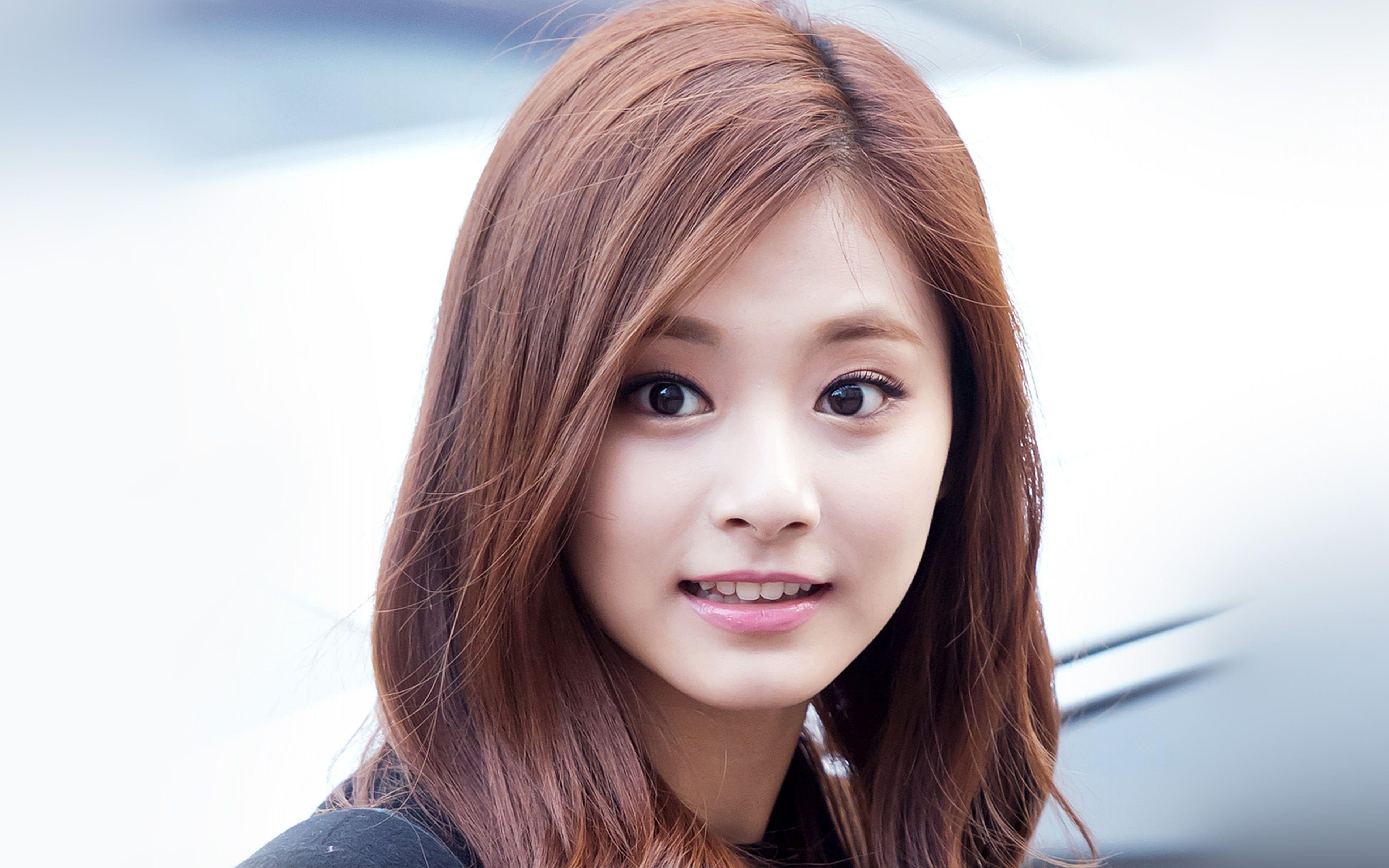3840x2400 tzuyu #twice #smile #cute #kpop #jyp K #wallpaper #hdwallpaper #desktop. Camera wallpaper, iPhone wallpaper vintage, Vintage phone case