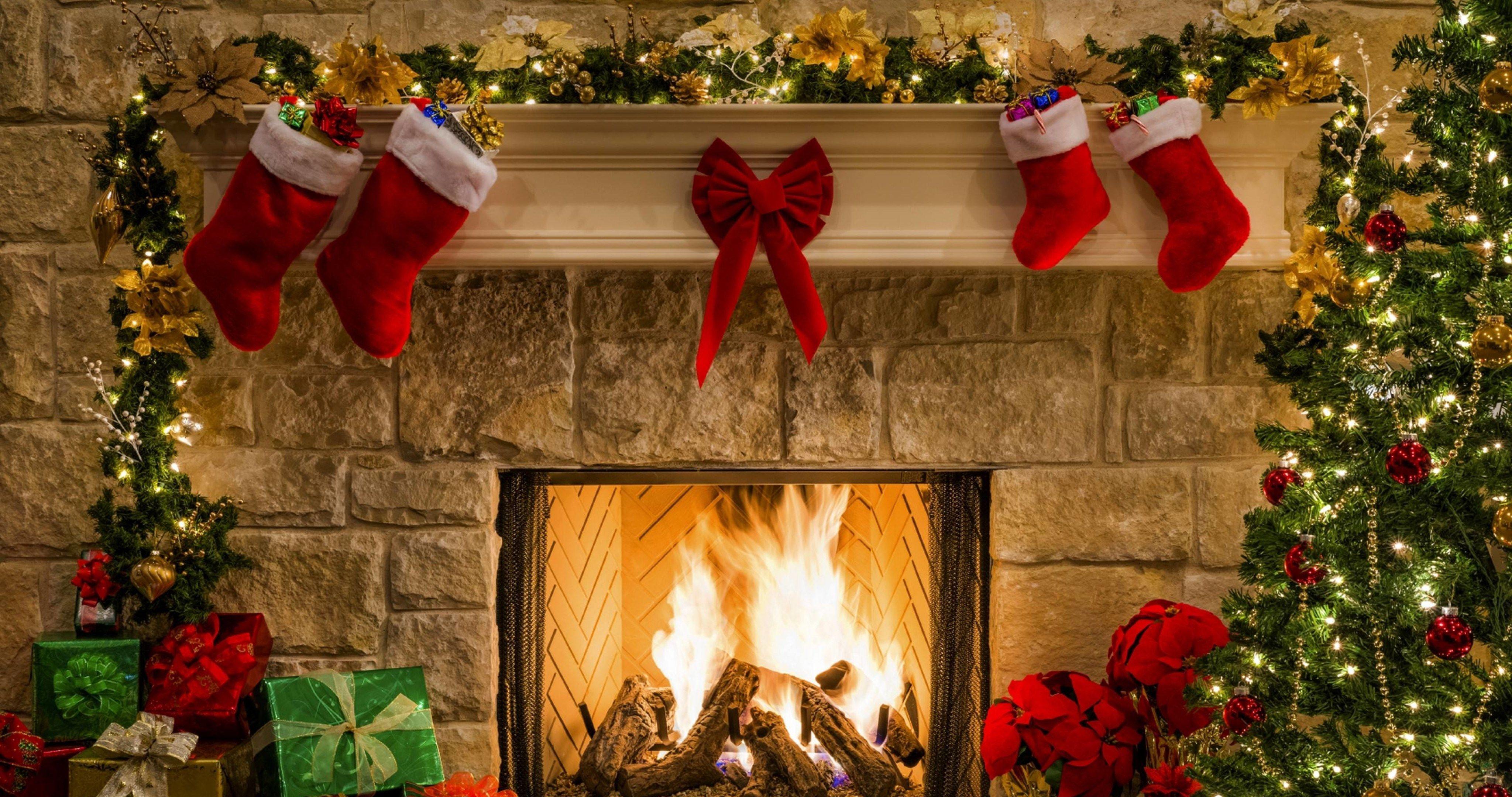 animated christmas fireplace screensaver