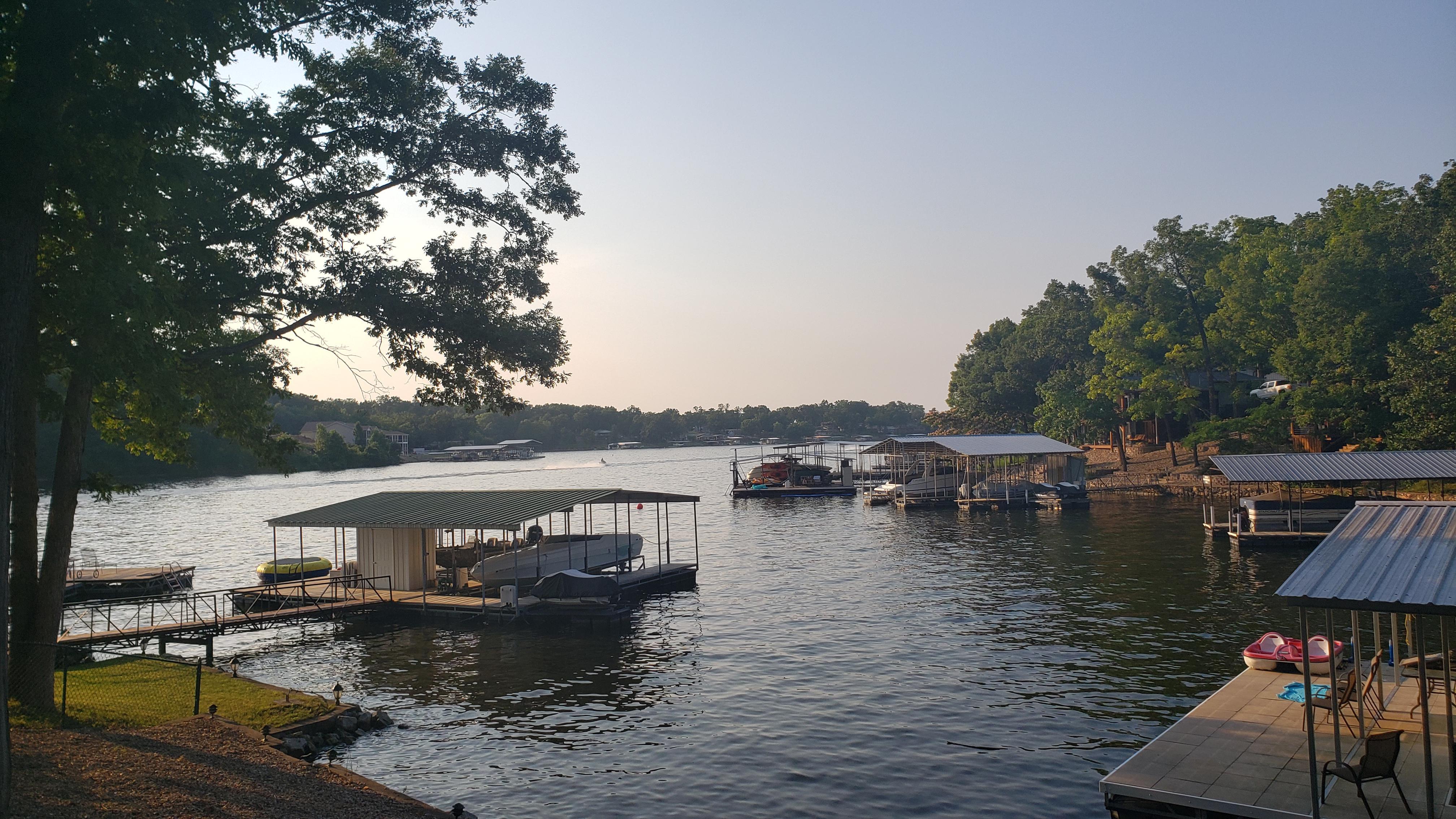 4032x2268 Lake of the Ozarks (Missouri)